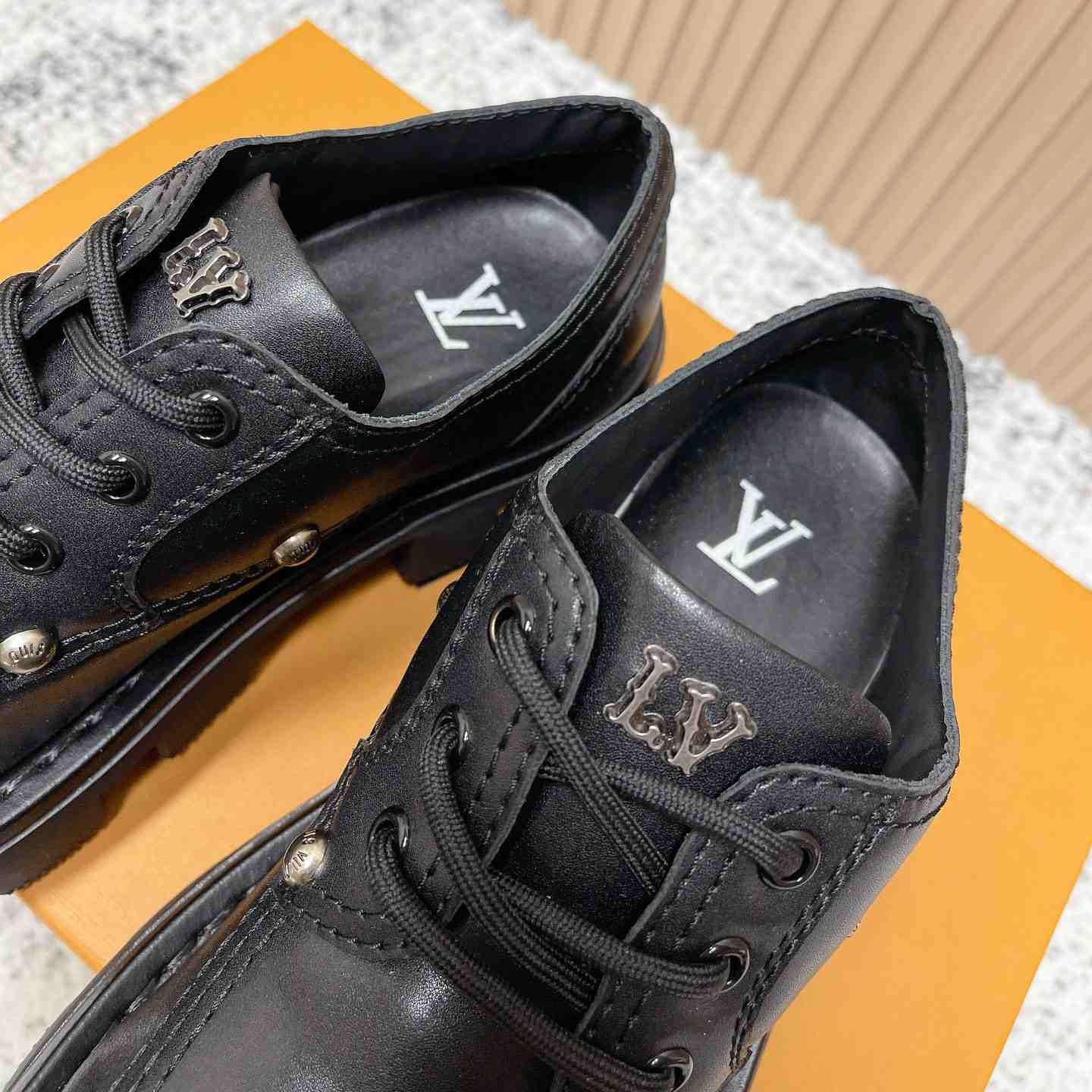 Louis Vuitton LV Checker Derby 1ACN3W - DopestKickz