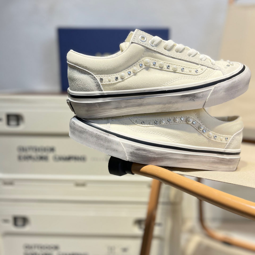 Vans Premium Old Skool Shoes - DopestKickz