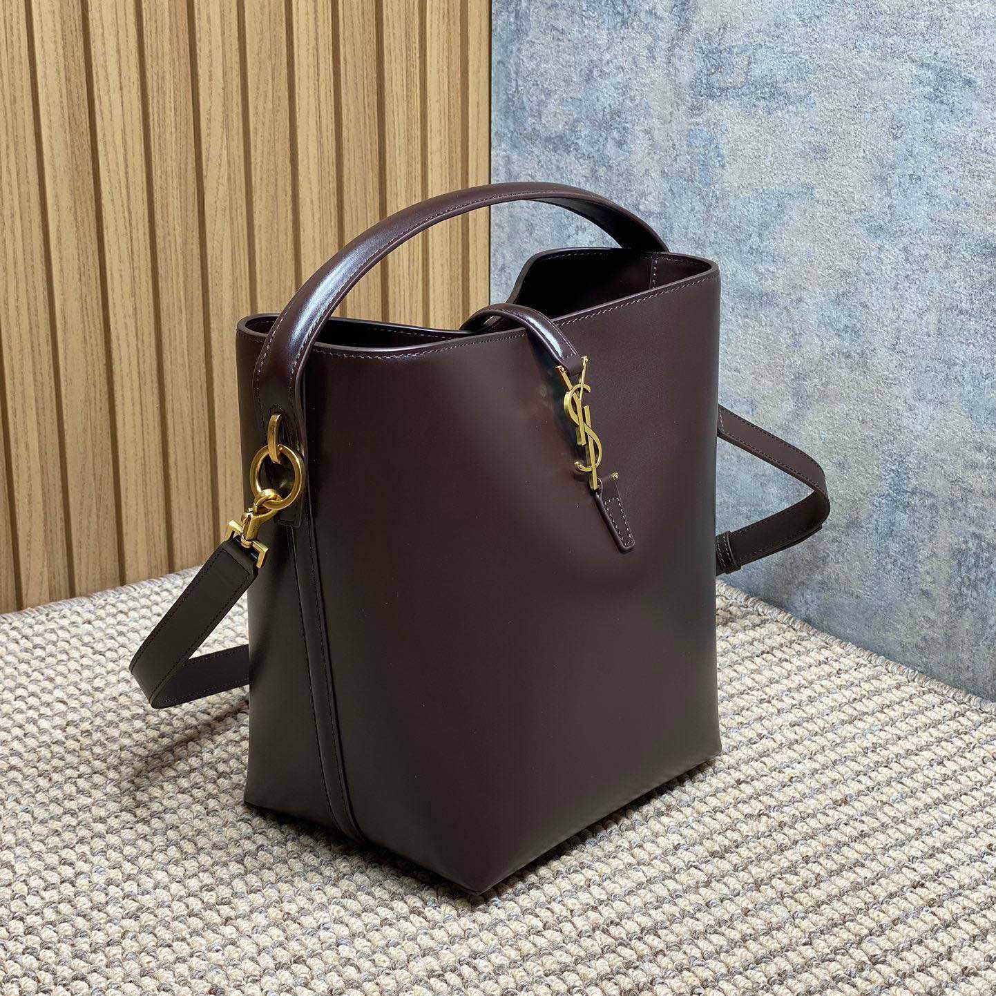 Saint Laurent Le 37 In Shiny Leather - DopestKickz