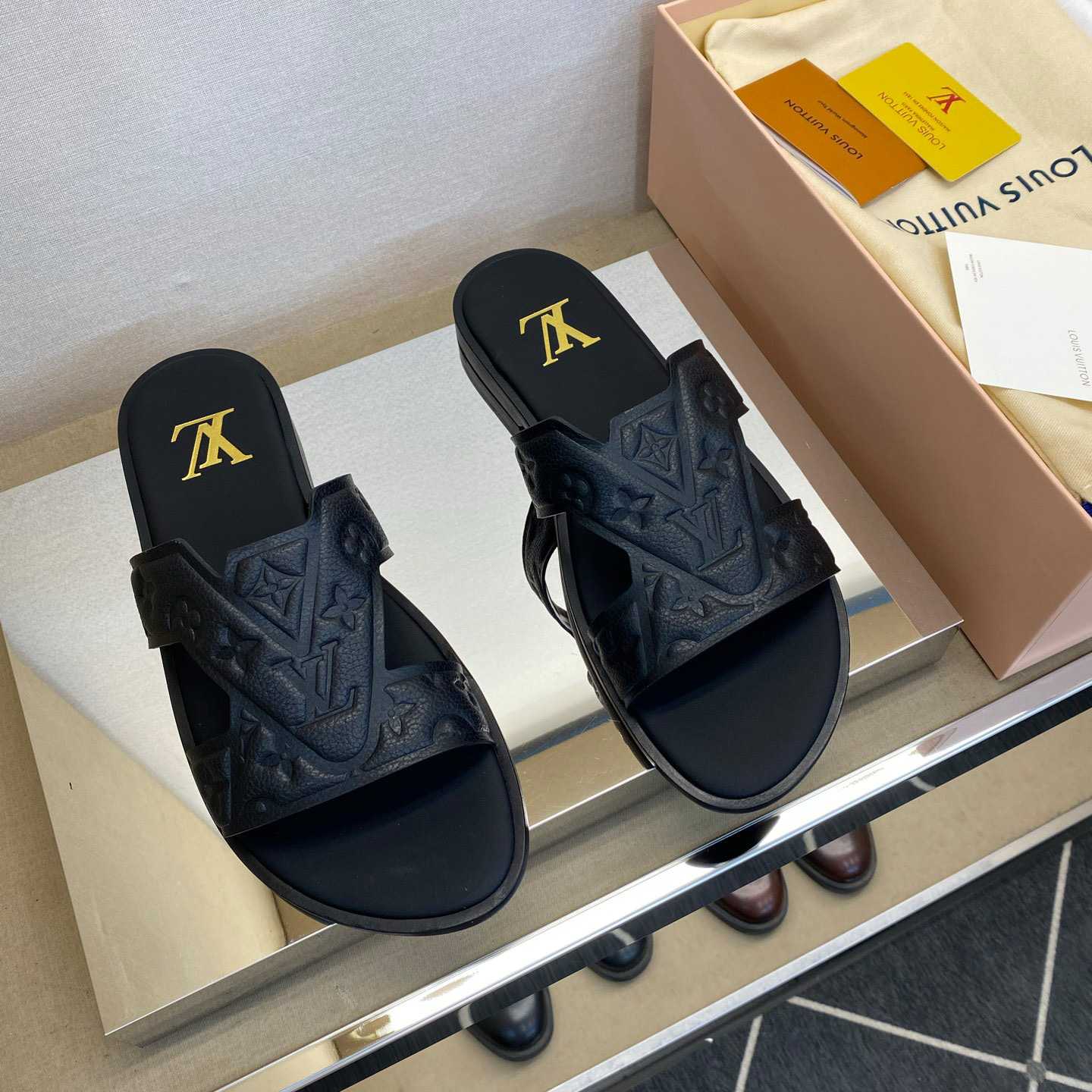 Louis Vuitton LV Oasis Mule    - DopestKickz