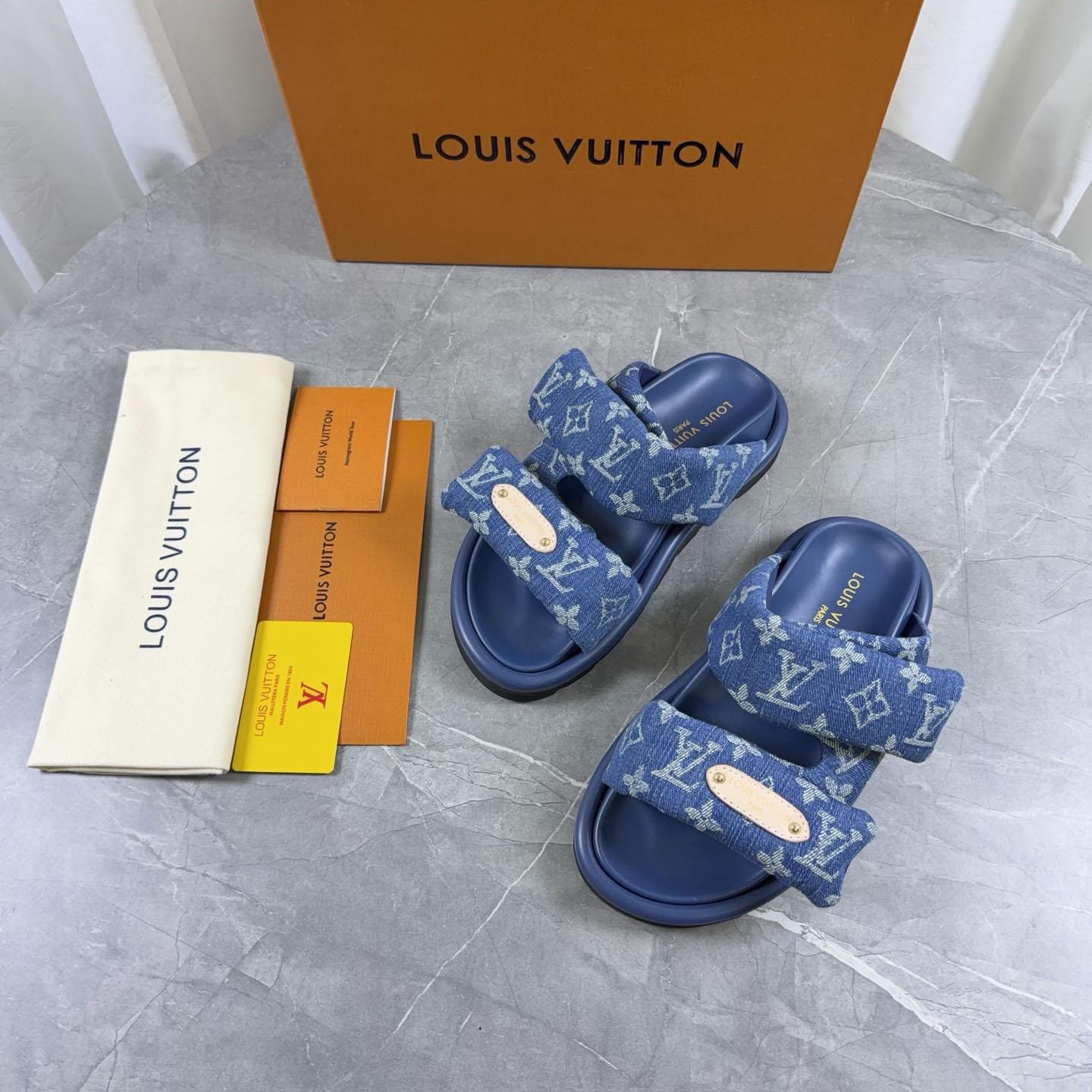 Louis Vuitton Pool Pillow Comfort Mule 1AJN80 - DopestKickz