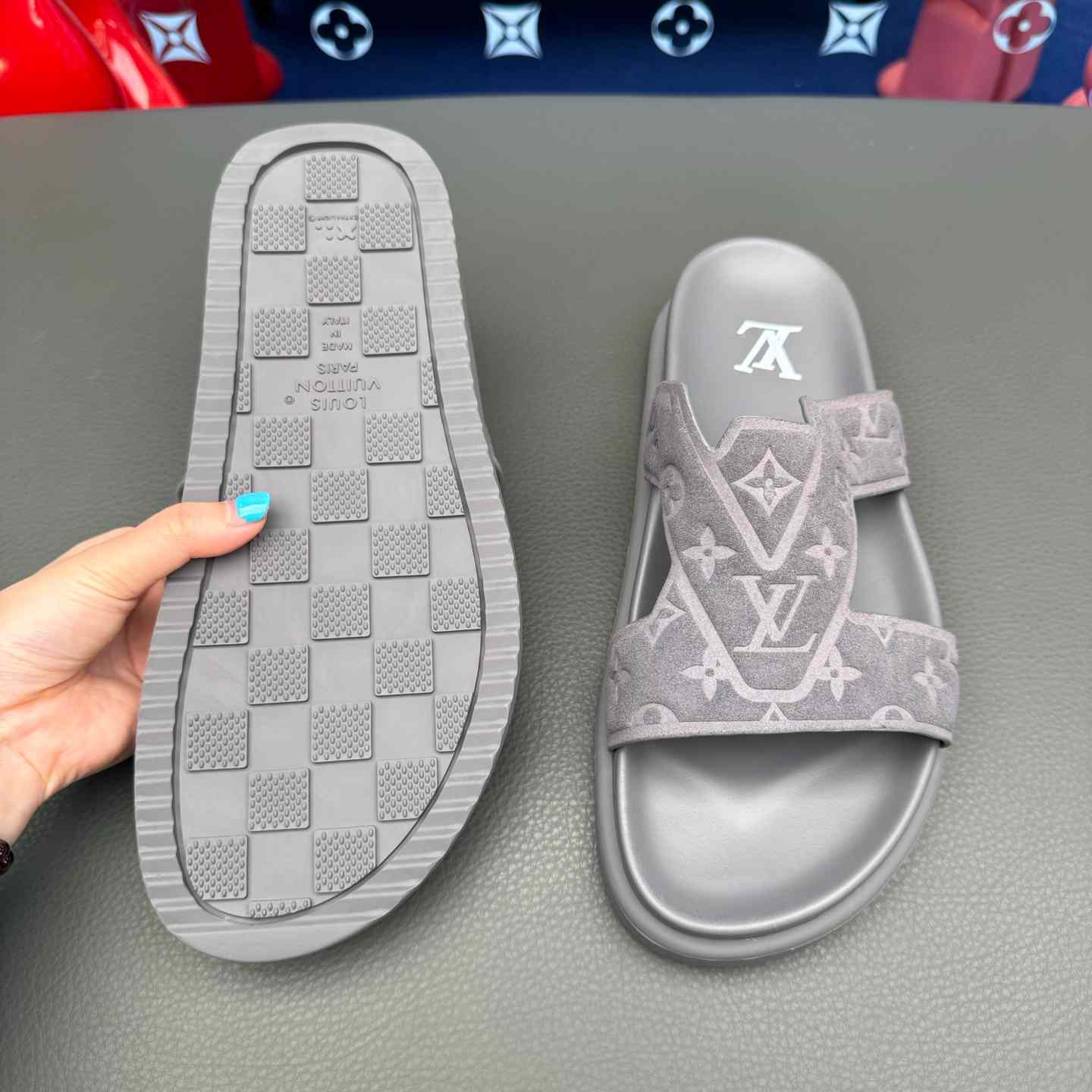 Louis Vuitton LV Oasis Mule    - DopestKickz