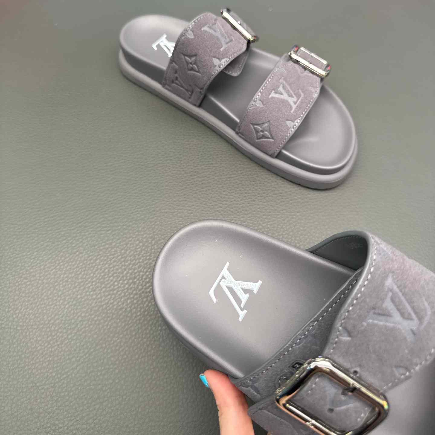Louis Vuitton LV Venice Mule   - DopestKickz