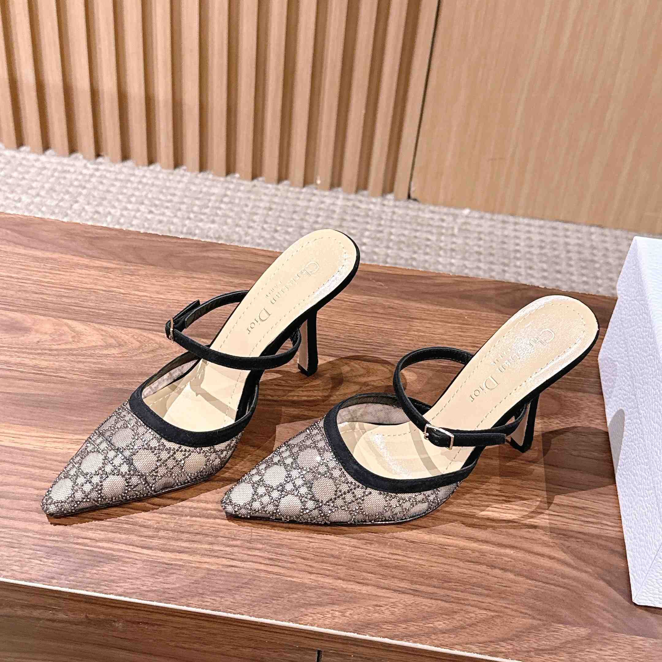 Dior Capture Heeled Mule - DopestKickz