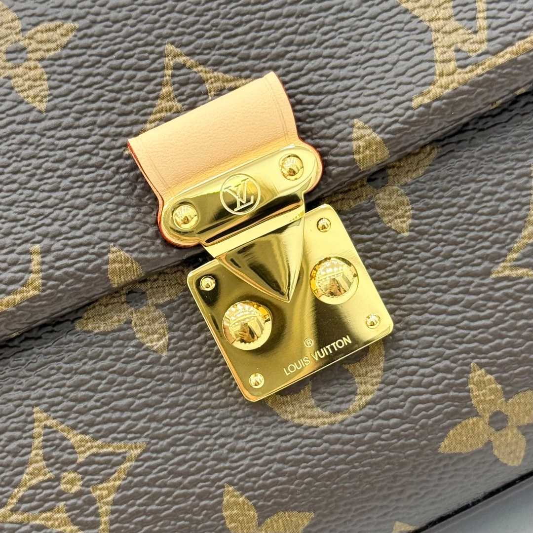 Louis Vuitton Nano Madeleine M28426 - DopestKickz