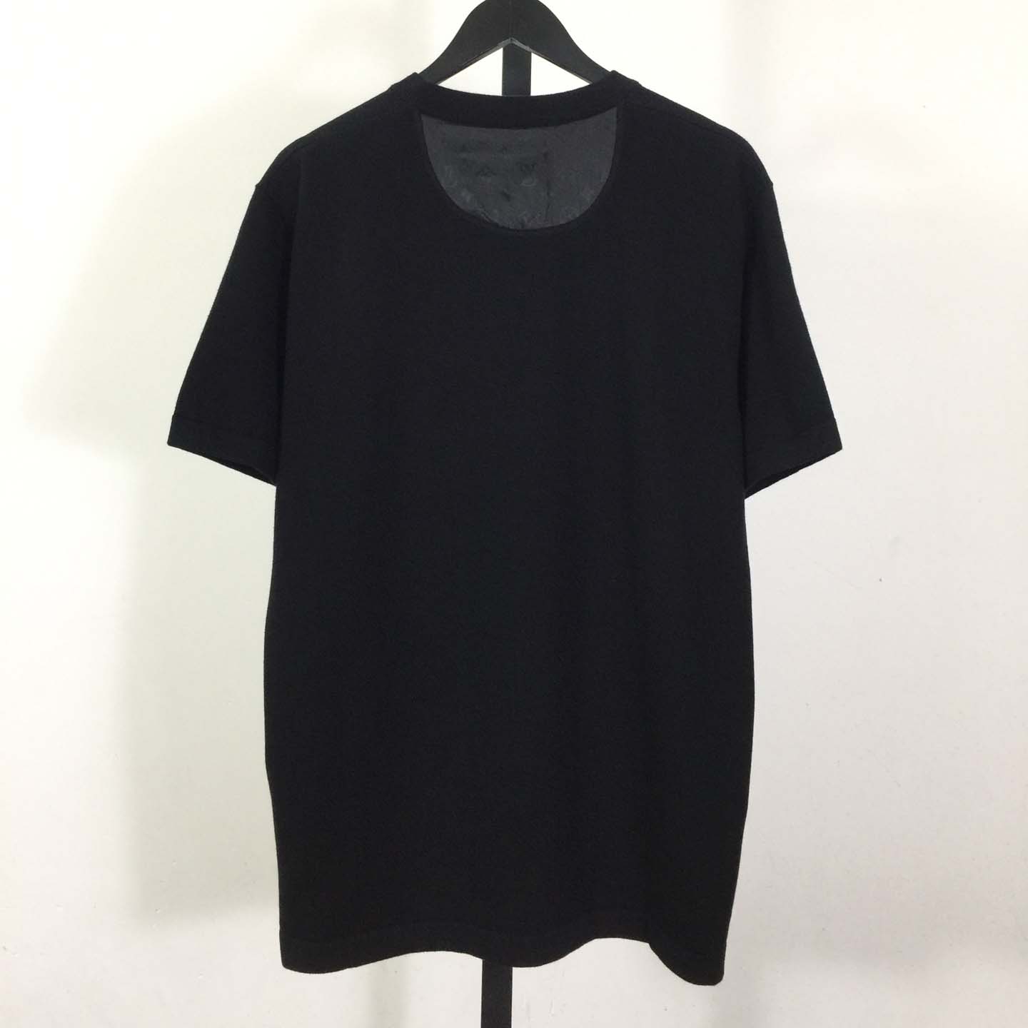Louis Vuitton T-Shirt With Technical Signature Details   1AJRLX - DopestKickz