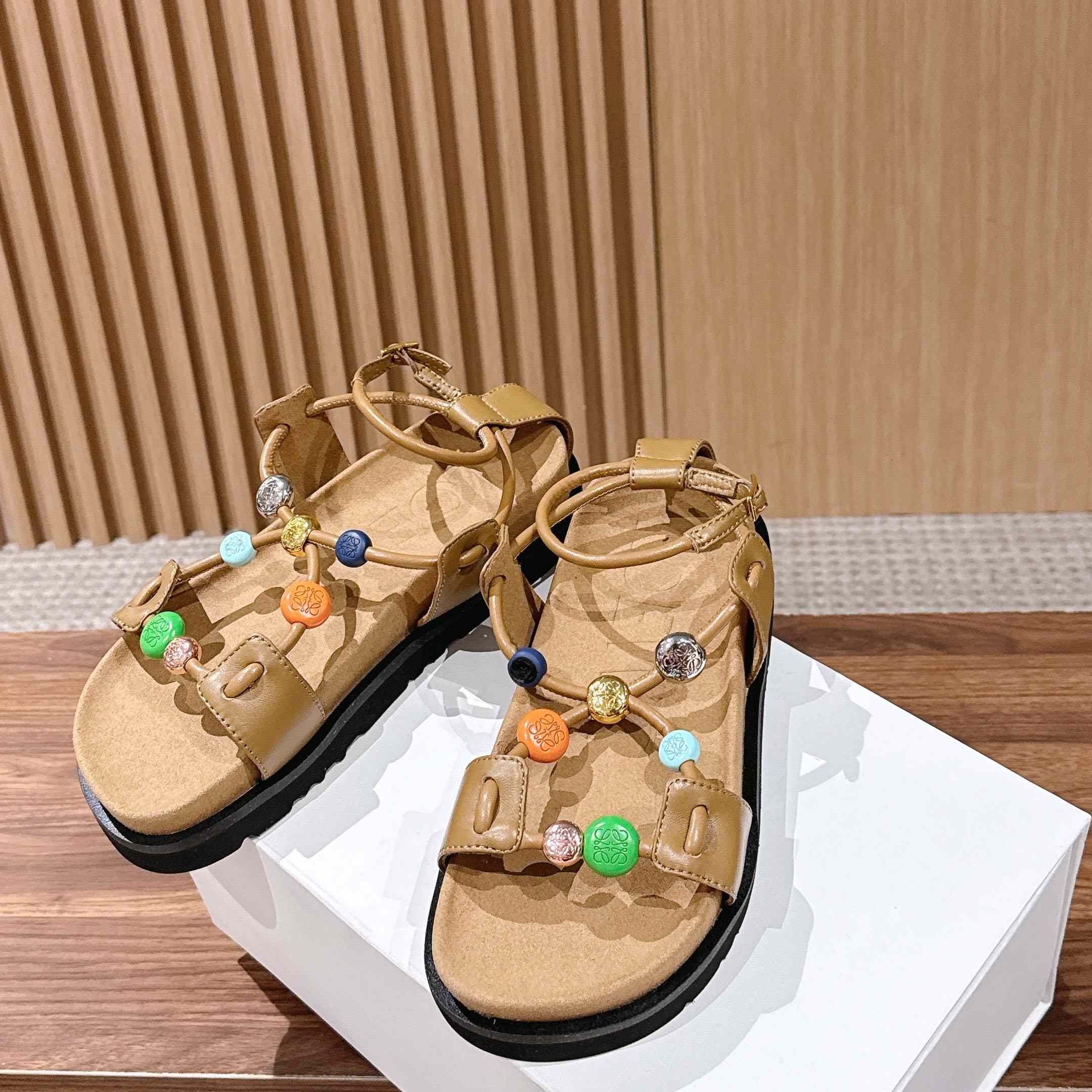 Loewe Pebble Beads Fussbett Sandal - DopestKickz