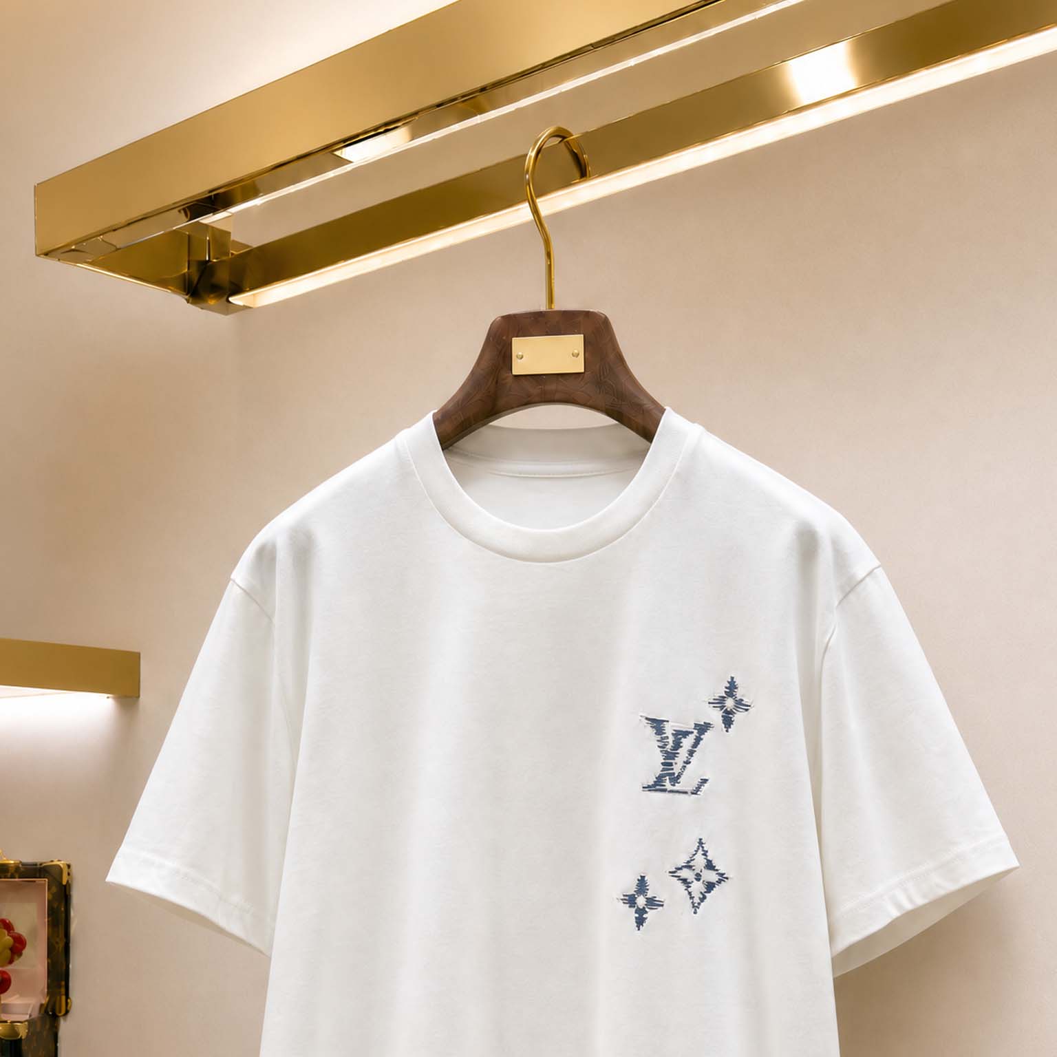 Louis Vuitton Embroidered Signature T-Shirt   1AK7FW - DopestKickz
