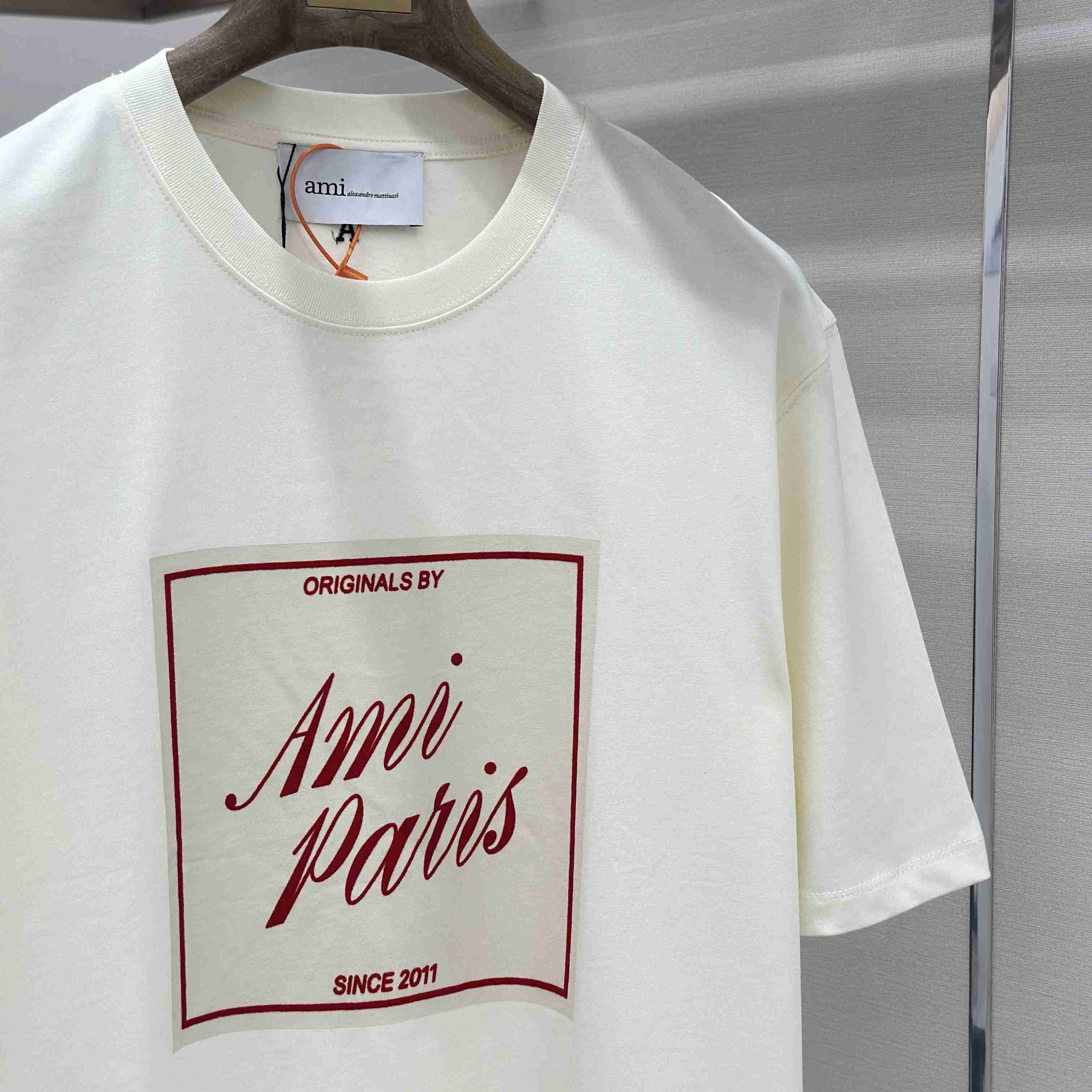 AMI Paris White Cotton Ami Paris Heritage Print T-shirt - DopestKickz