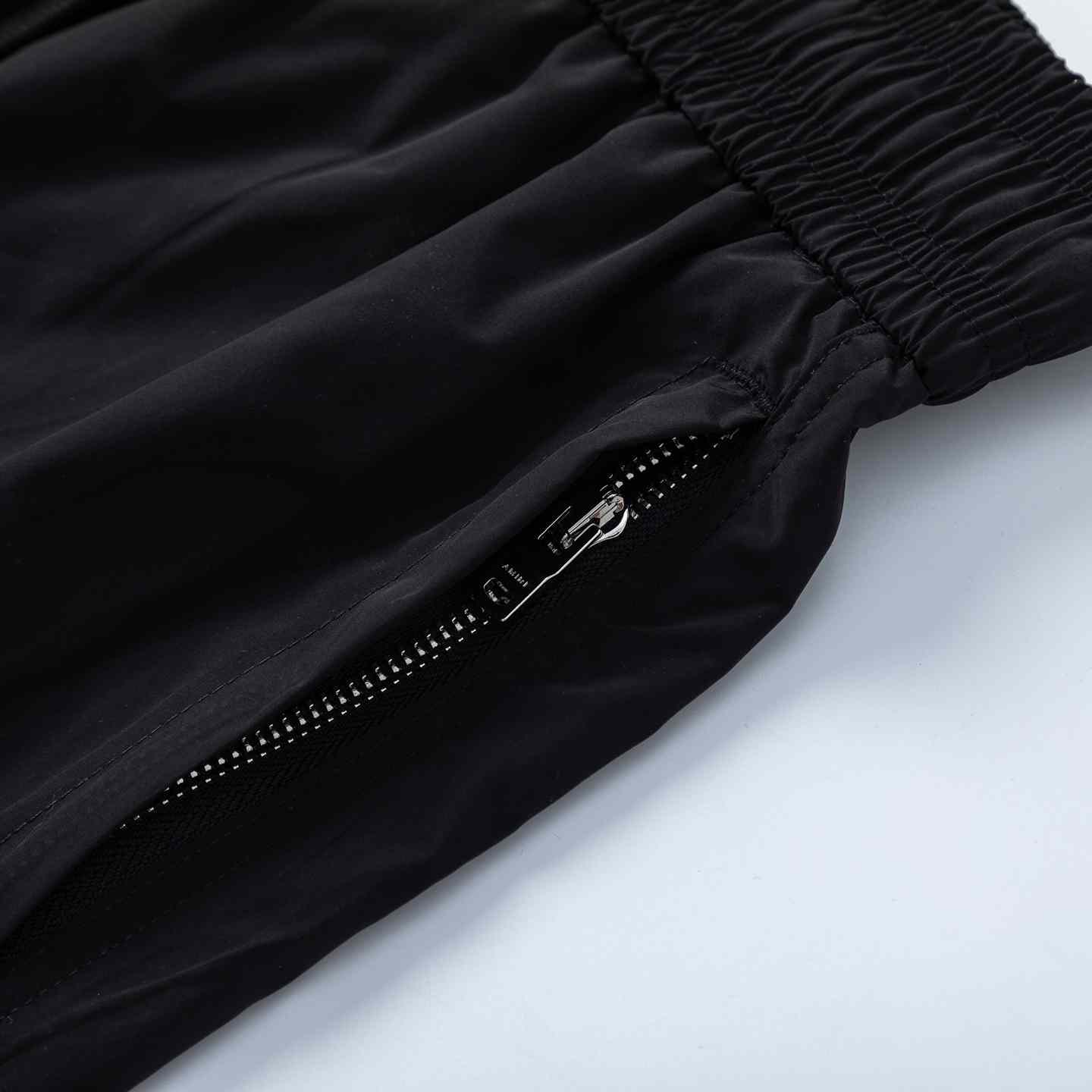 Amiri  Logo Studded Drawstring Shorts - DopestKickz