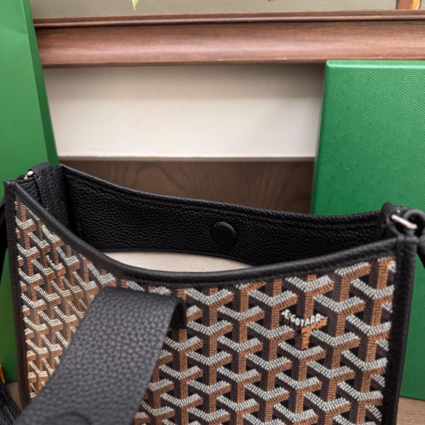 Goyard Musette Bag - DopestKickz