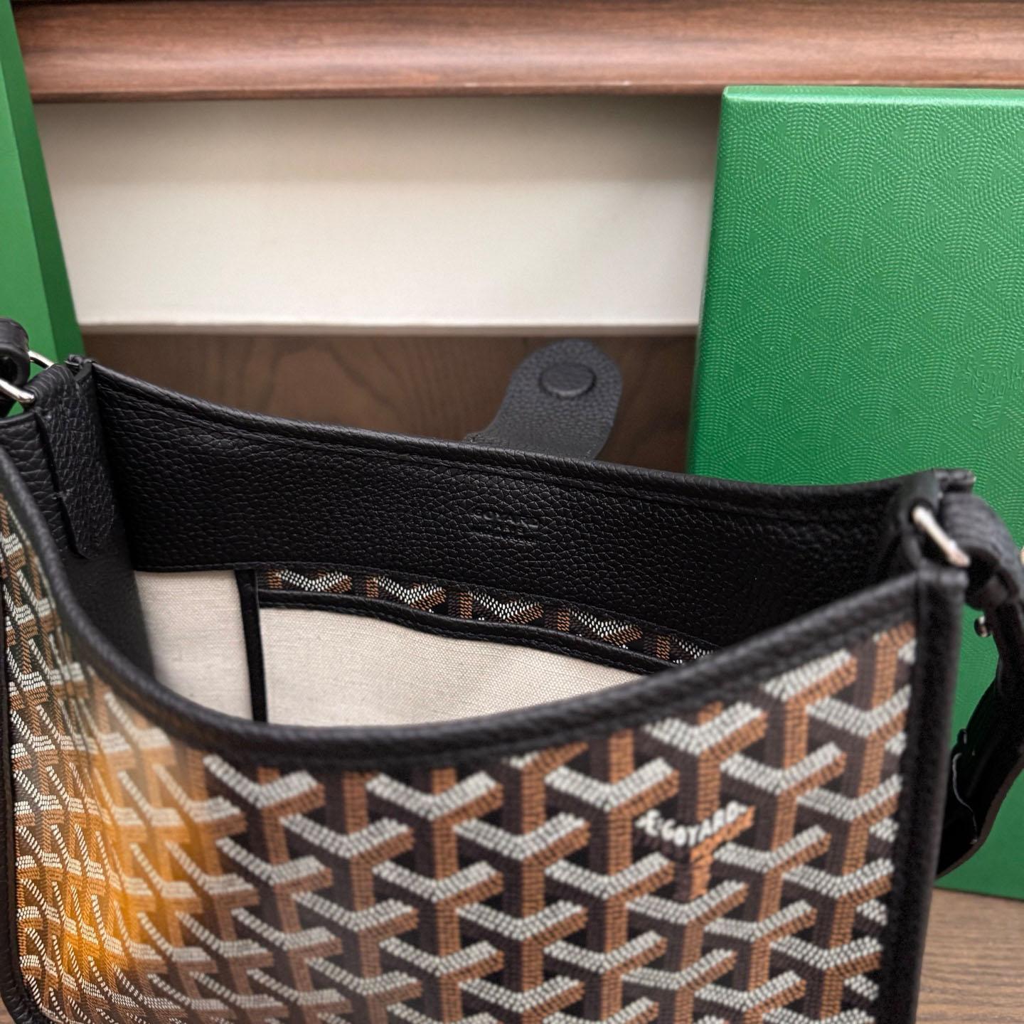 Goyard Musette Bag - DopestKickz