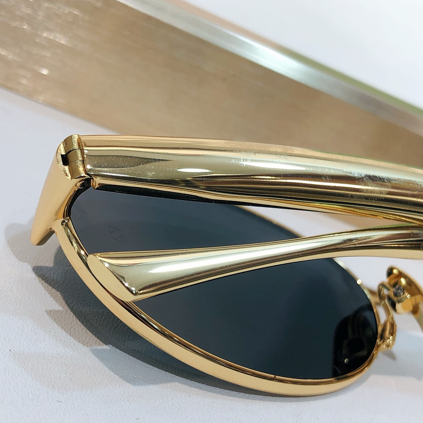 Bottega Veneta BV1386S Sunglasses    - DopestKickz