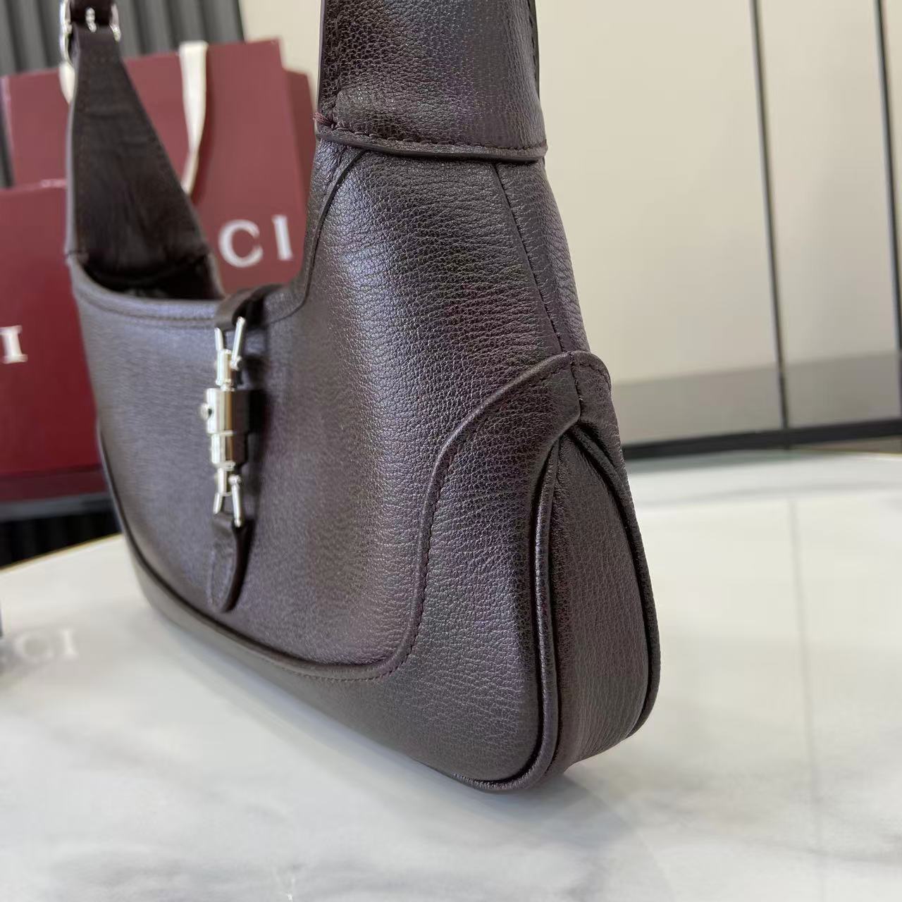 Gucci Jackie Slim Medium Shoulder Bag  - DopestKickz