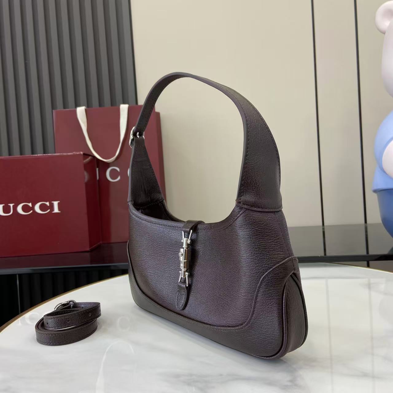 Gucci Jackie Slim Medium Shoulder Bag  - DopestKickz