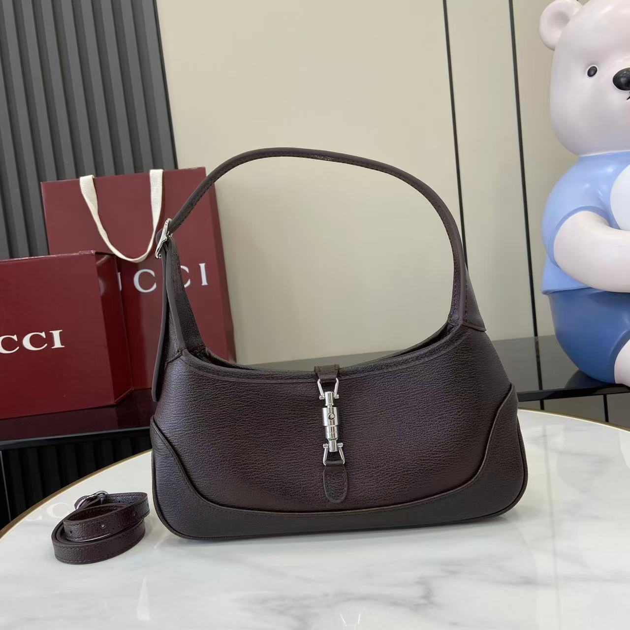 Gucci Jackie Slim Medium Shoulder Bag  - DopestKickz