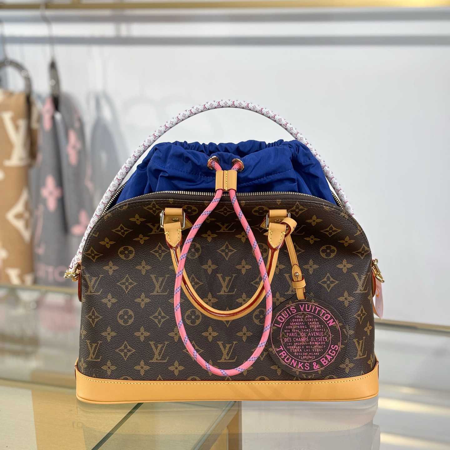 Louis Vuitton Alma MM M27327 - DopestKickz