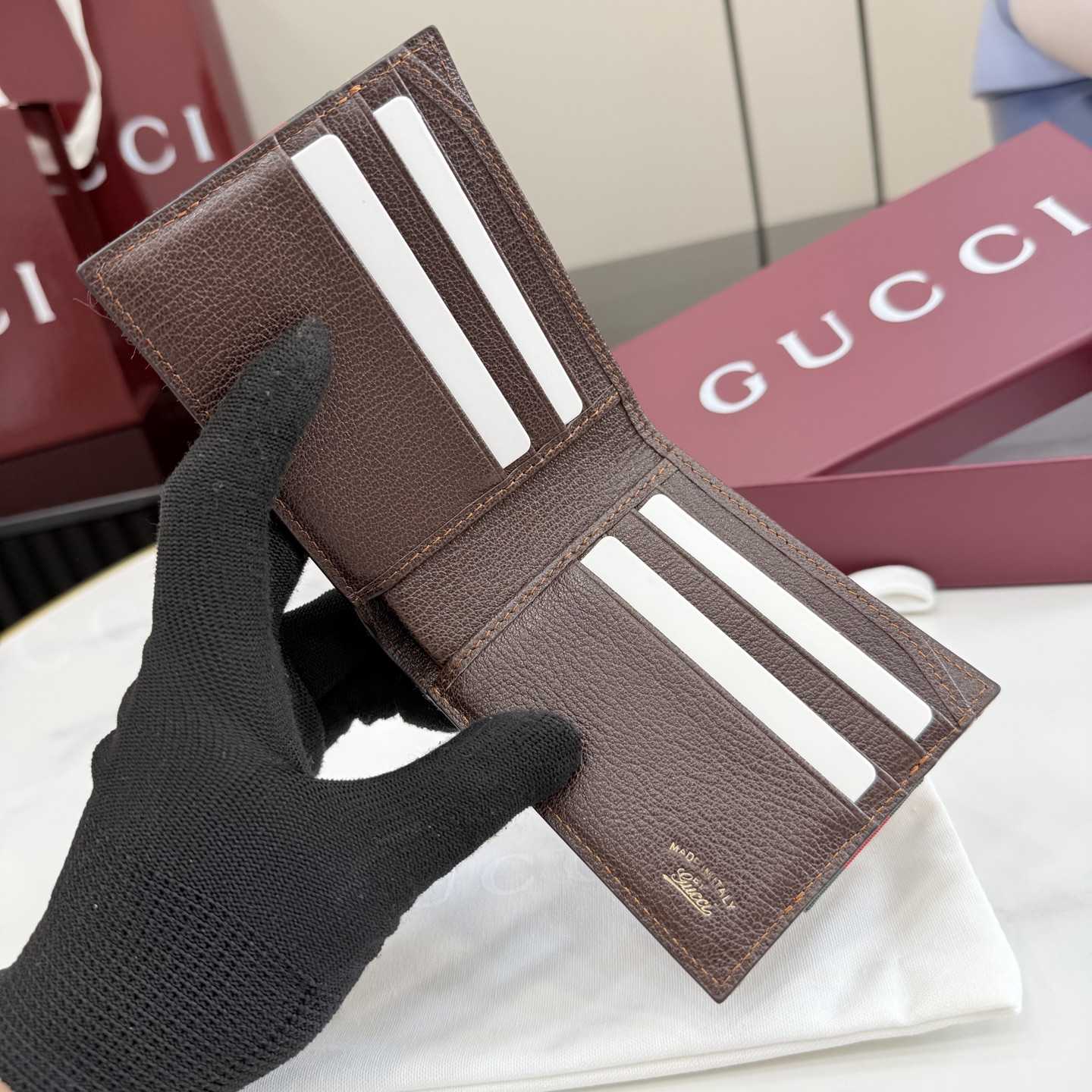 Gucci Bi-fold wallet With Web - DopestKickz