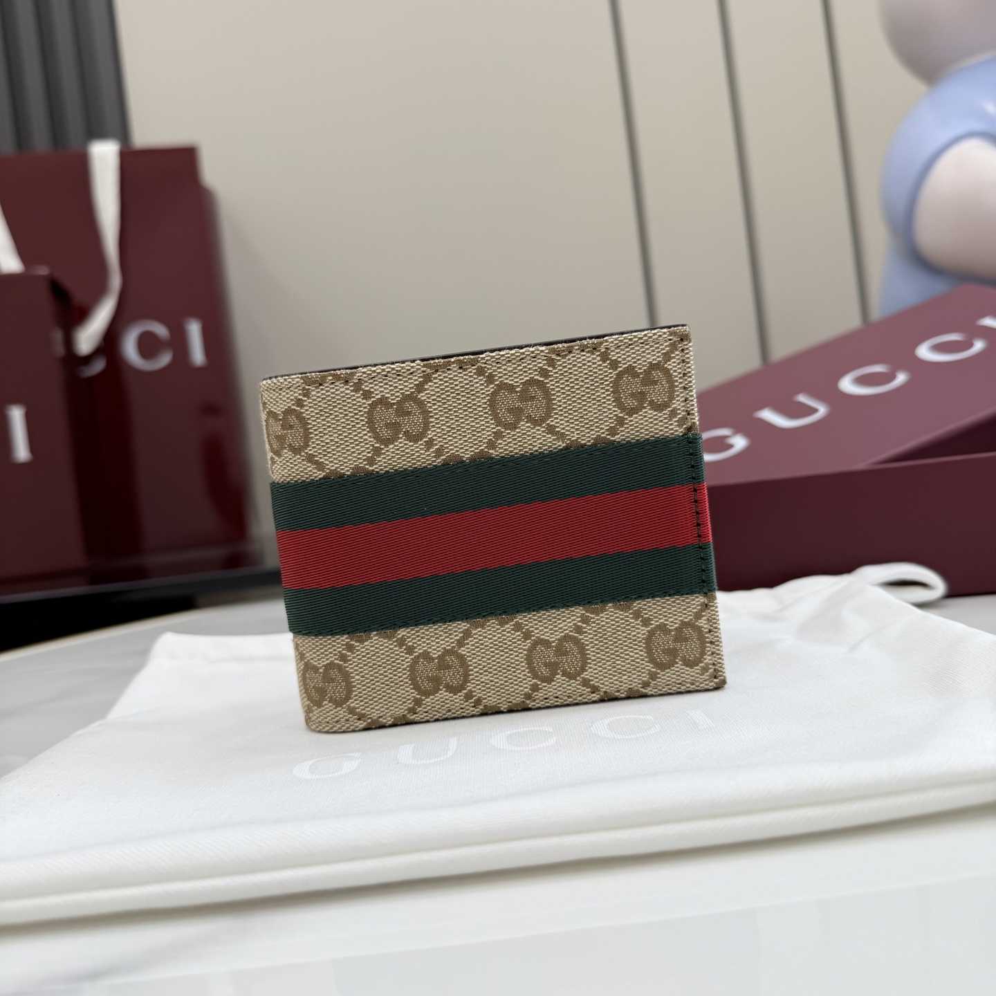 Gucci Bi-fold wallet With Web - DopestKickz