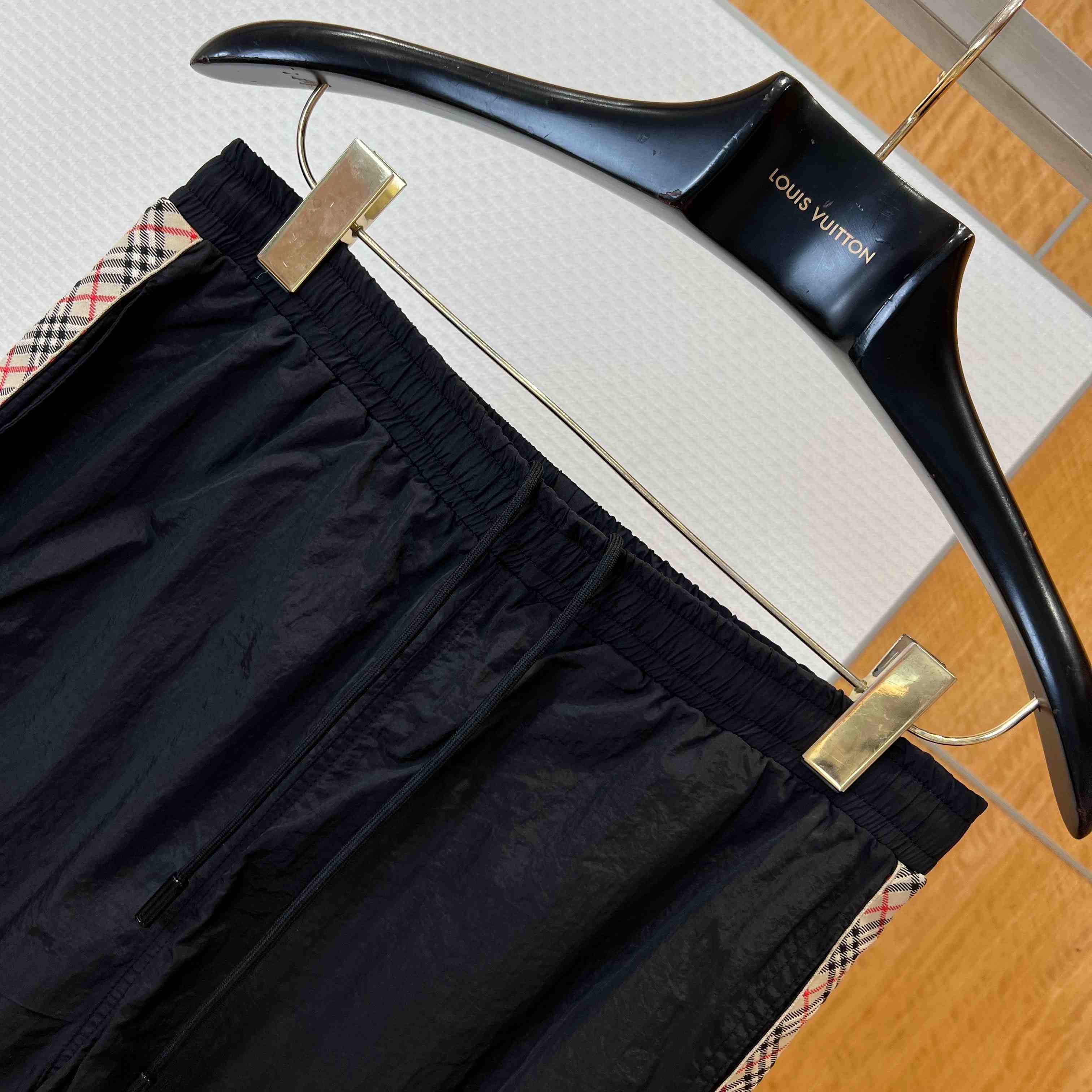 Burberry Check Trim Swim Shorts - DopestKickz