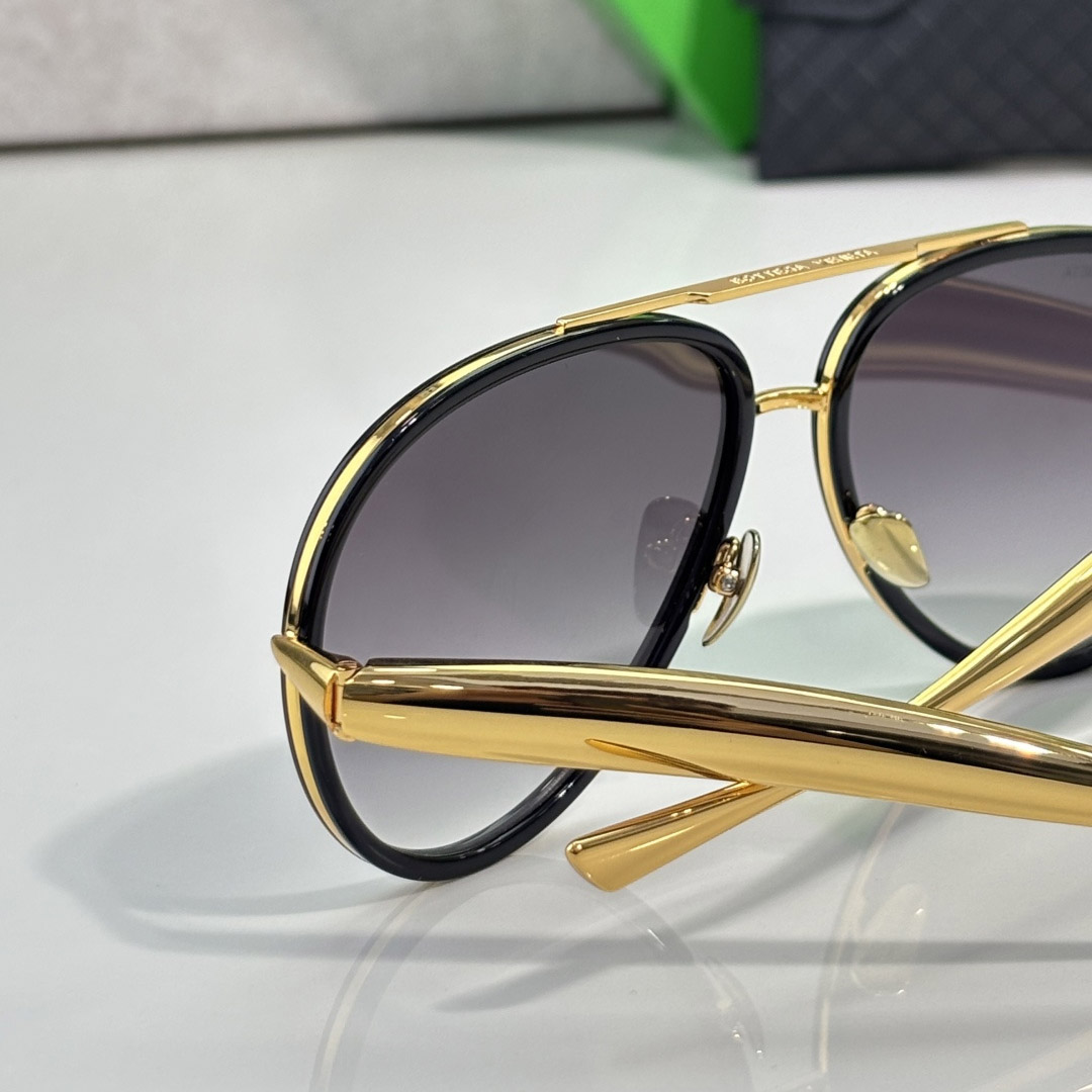 Bottega Veneta BV1305BS  Sunglasses   - DopestKickz