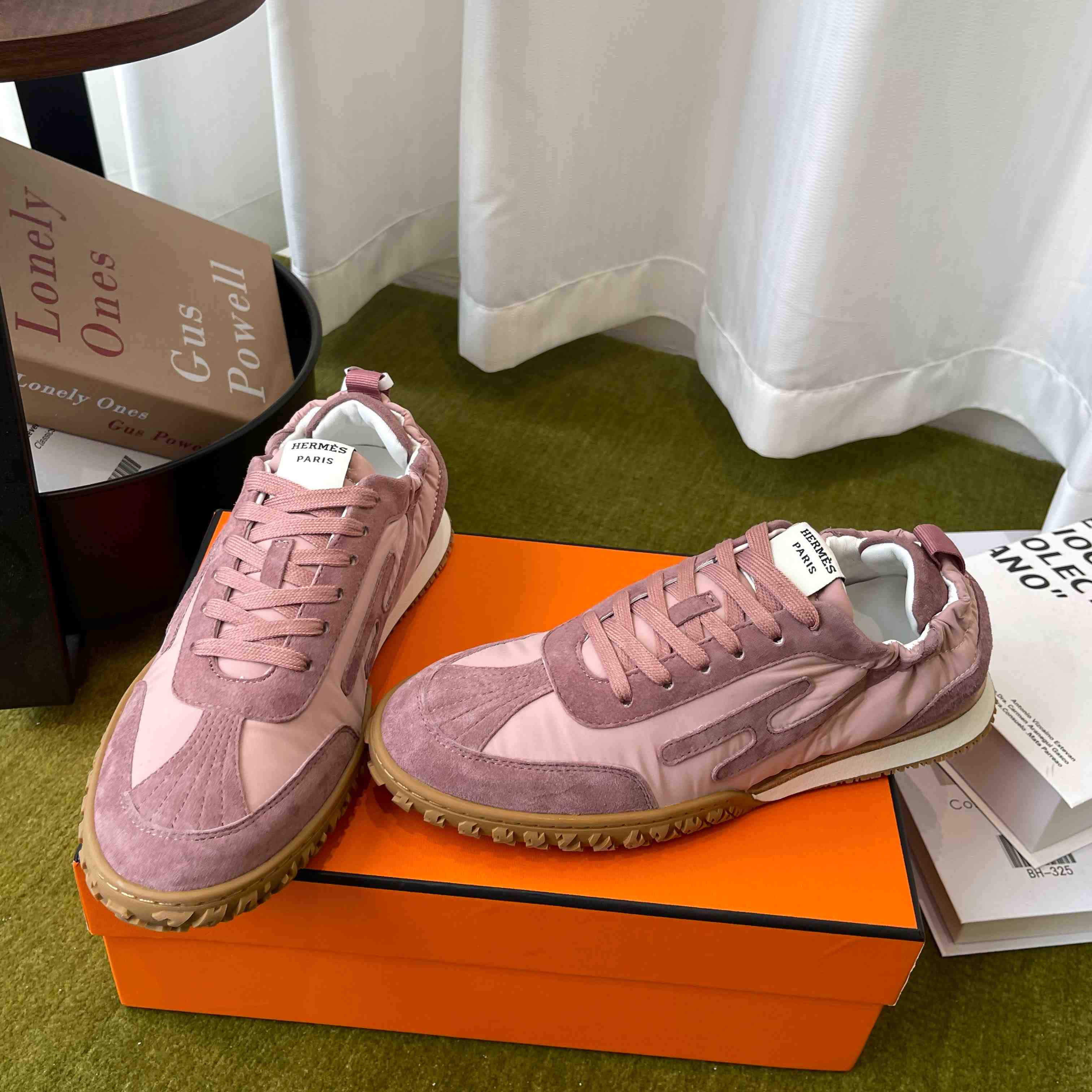 Hermes Jet Sneaker - DopestKickz