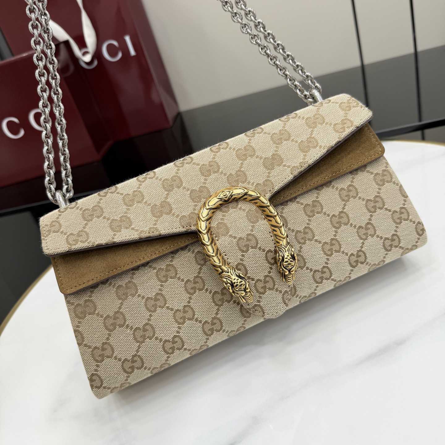 Gucci Dionysus Medium Shoulder Bag - DopestKickz