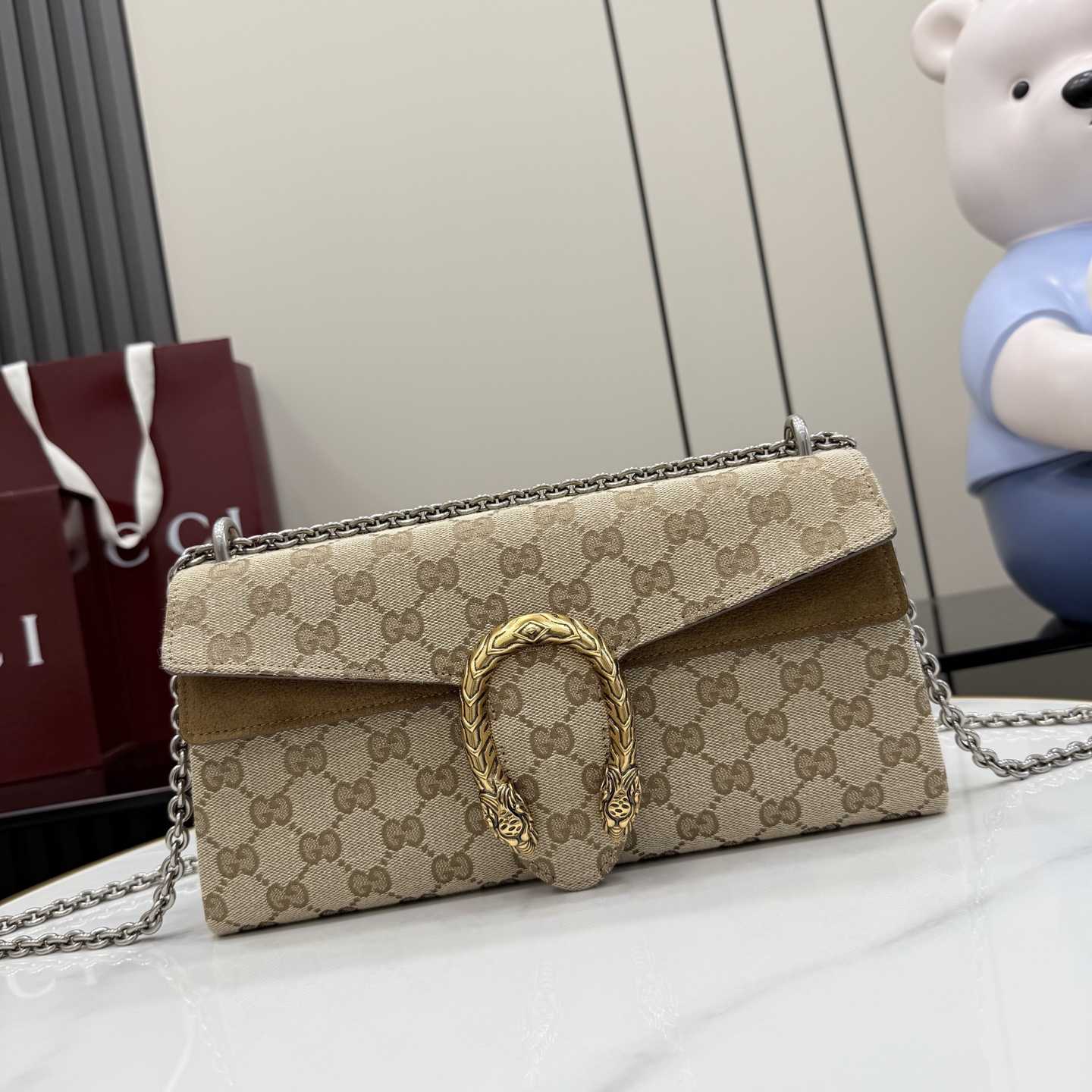 Gucci Dionysus Medium Shoulder Bag - DopestKickz