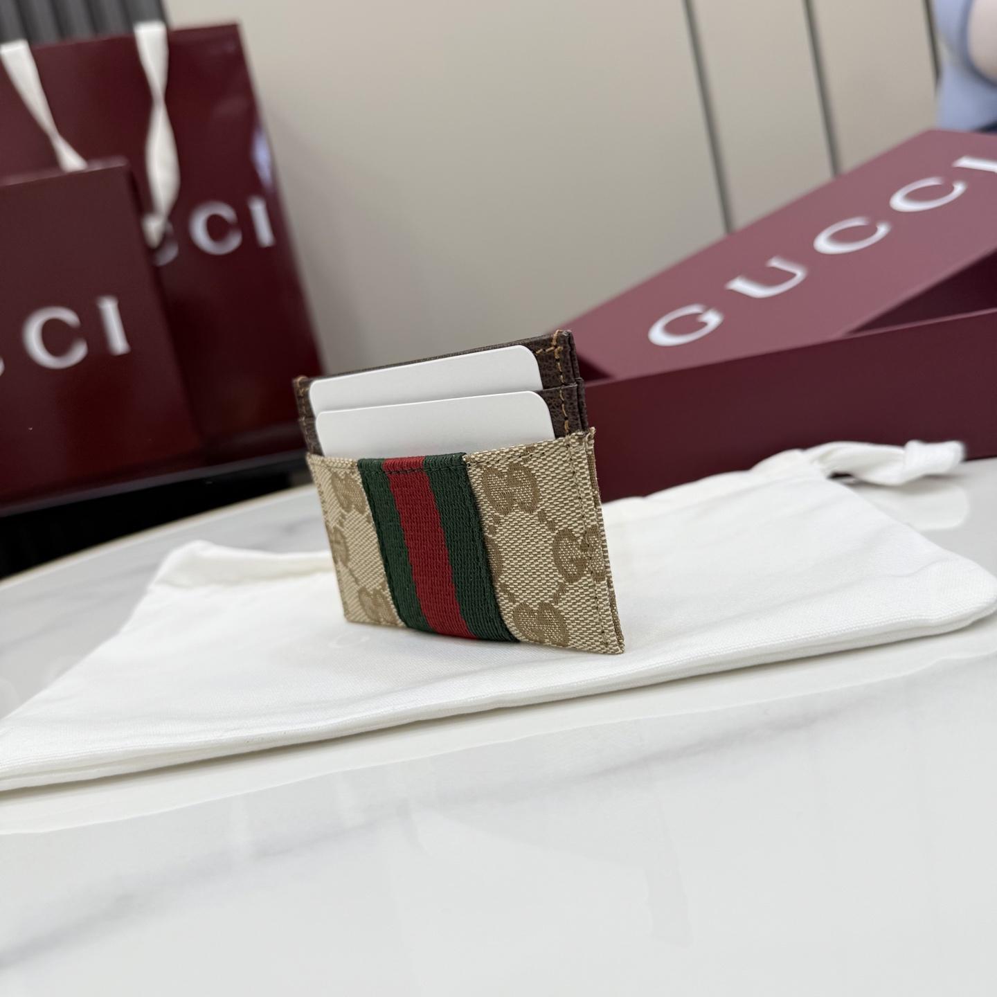 Gucci GG Card Case With Web - DopestKickz