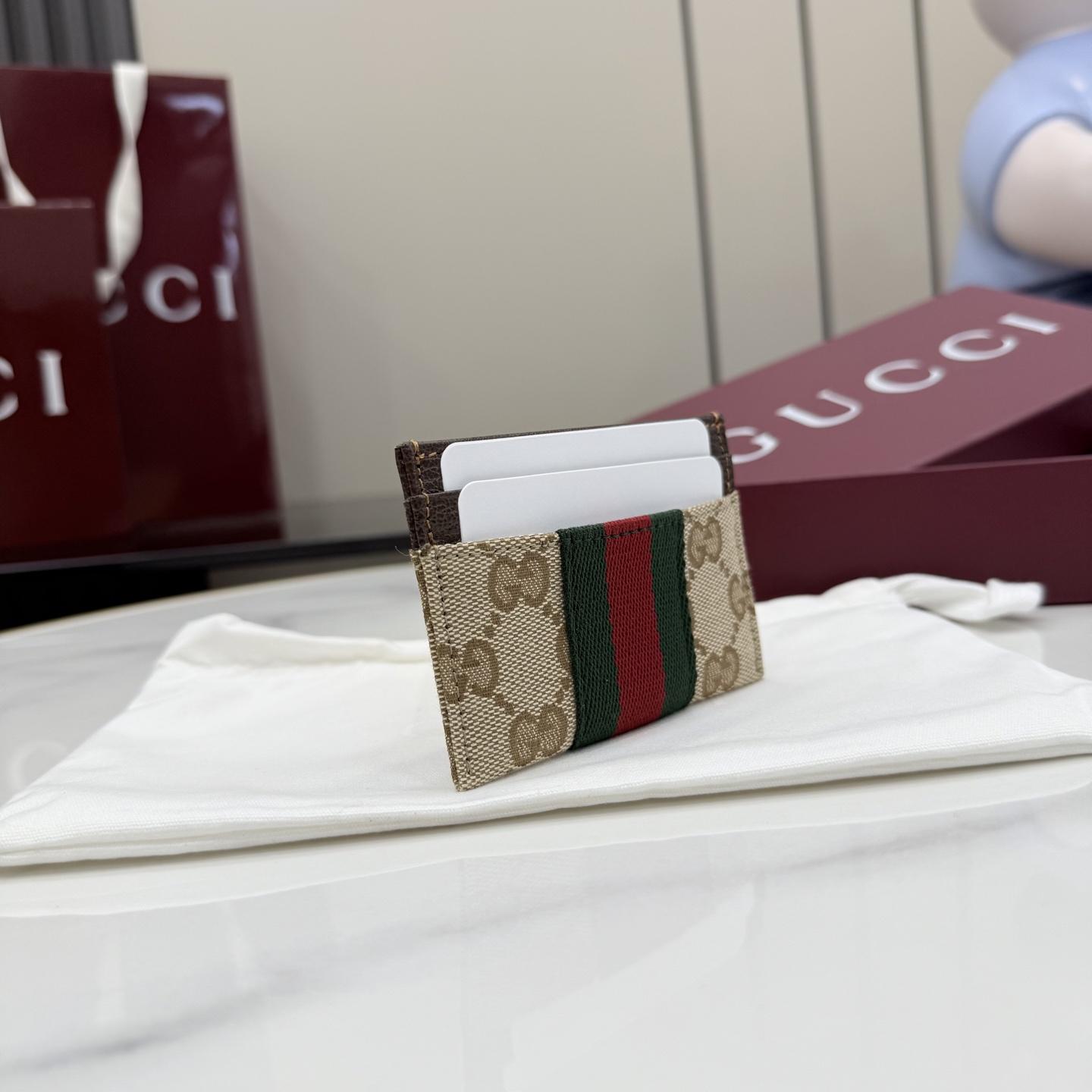 Gucci GG Card Case With Web - DopestKickz