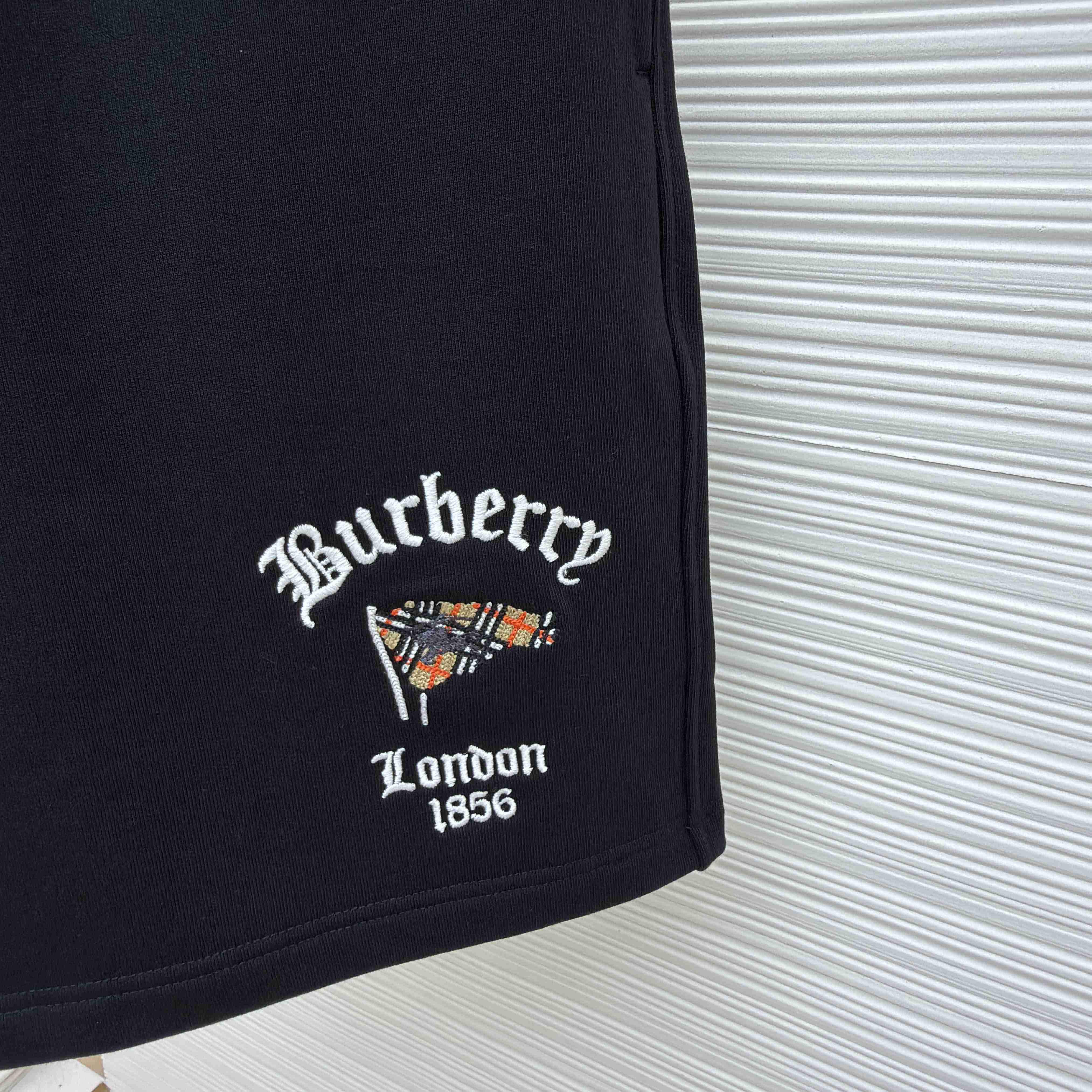 Burberry Check Flag Cotton Shorts - DopestKickz