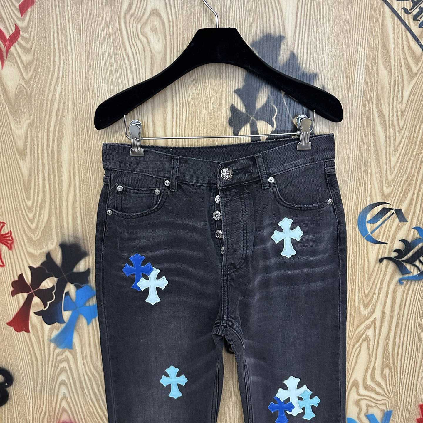 Chrome Hearts London Exclusive Levi's Cross Patch Jeans - DopestKickz