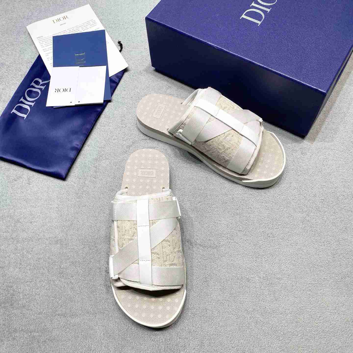 Dior Alpha Sandal 'Dior Oblique - Off-White' - DopestKickz