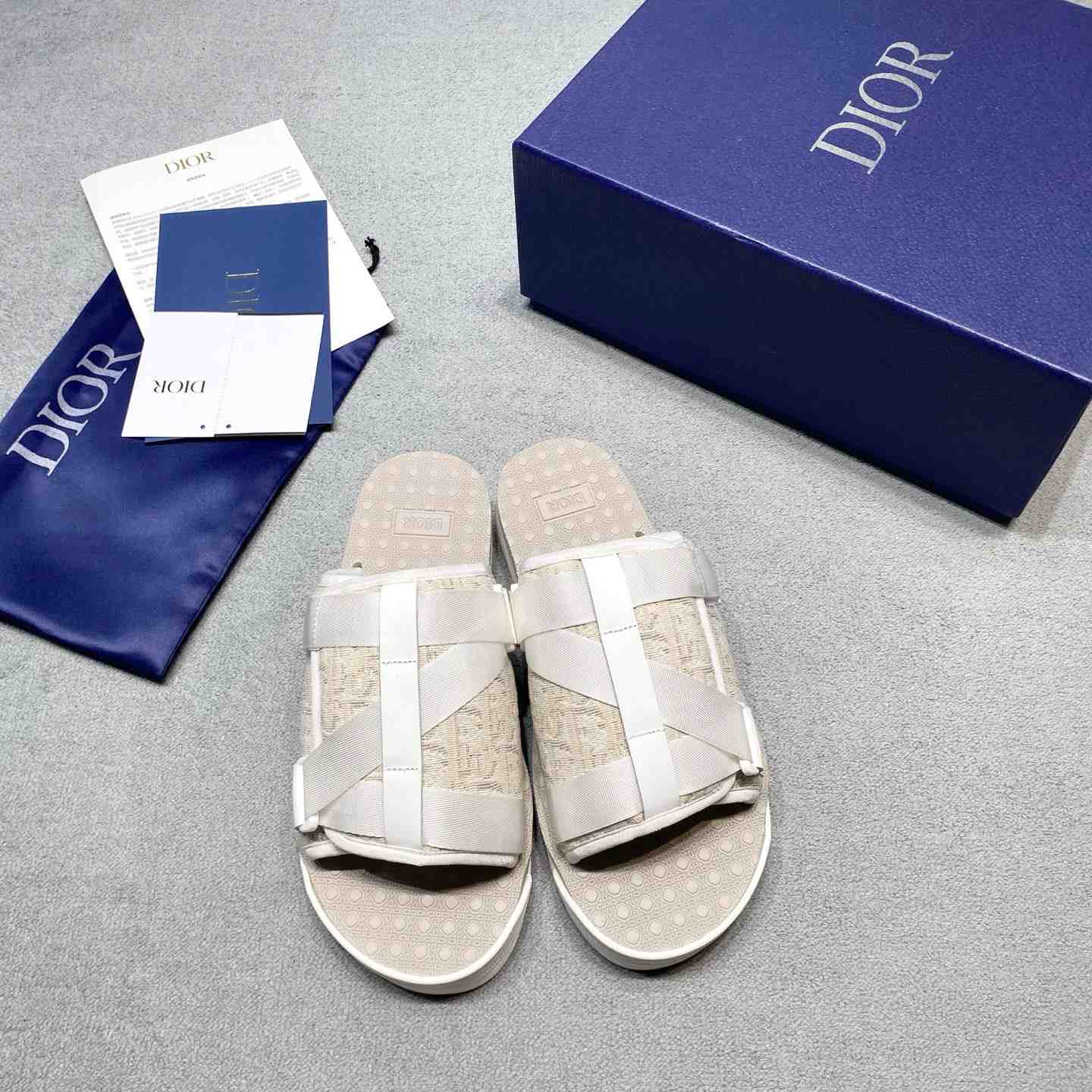 Dior Alpha Sandal 'Dior Oblique - Off-White' - DopestKickz