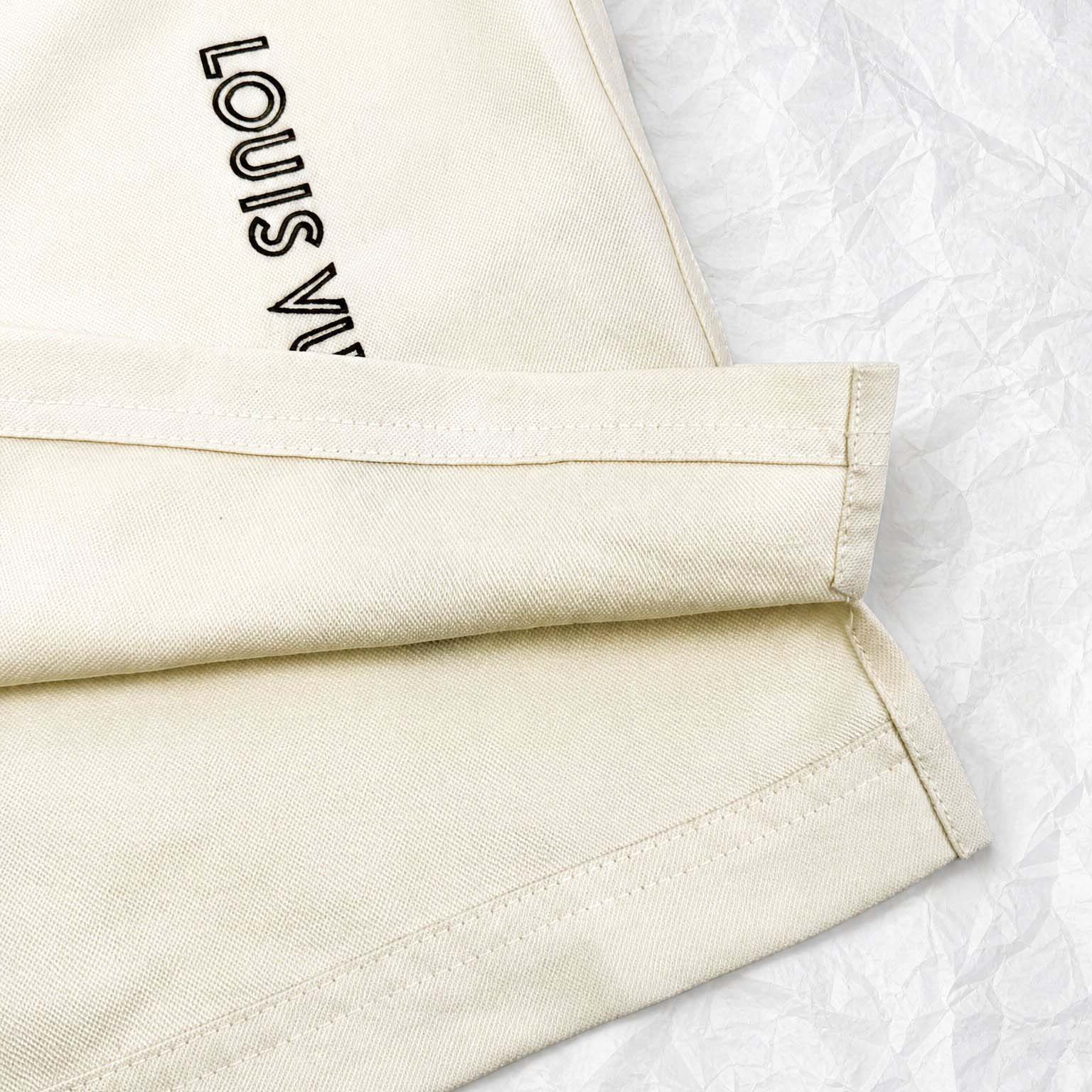 Louis Vuitton Bicolor Warm Up Short-Sleeved Shirt   1AJREV - DopestKickz