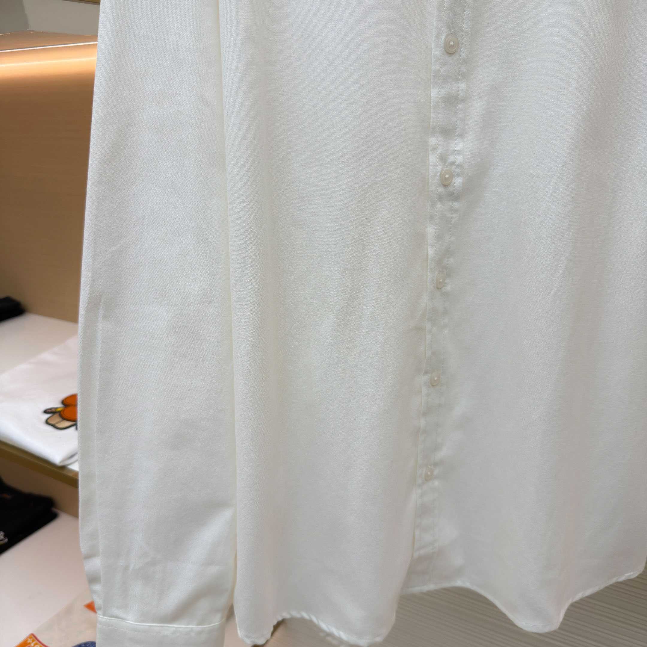 AMI Paris Ami De Coeur Button Down Shirt In Cotton Oxford - DopestKickz
