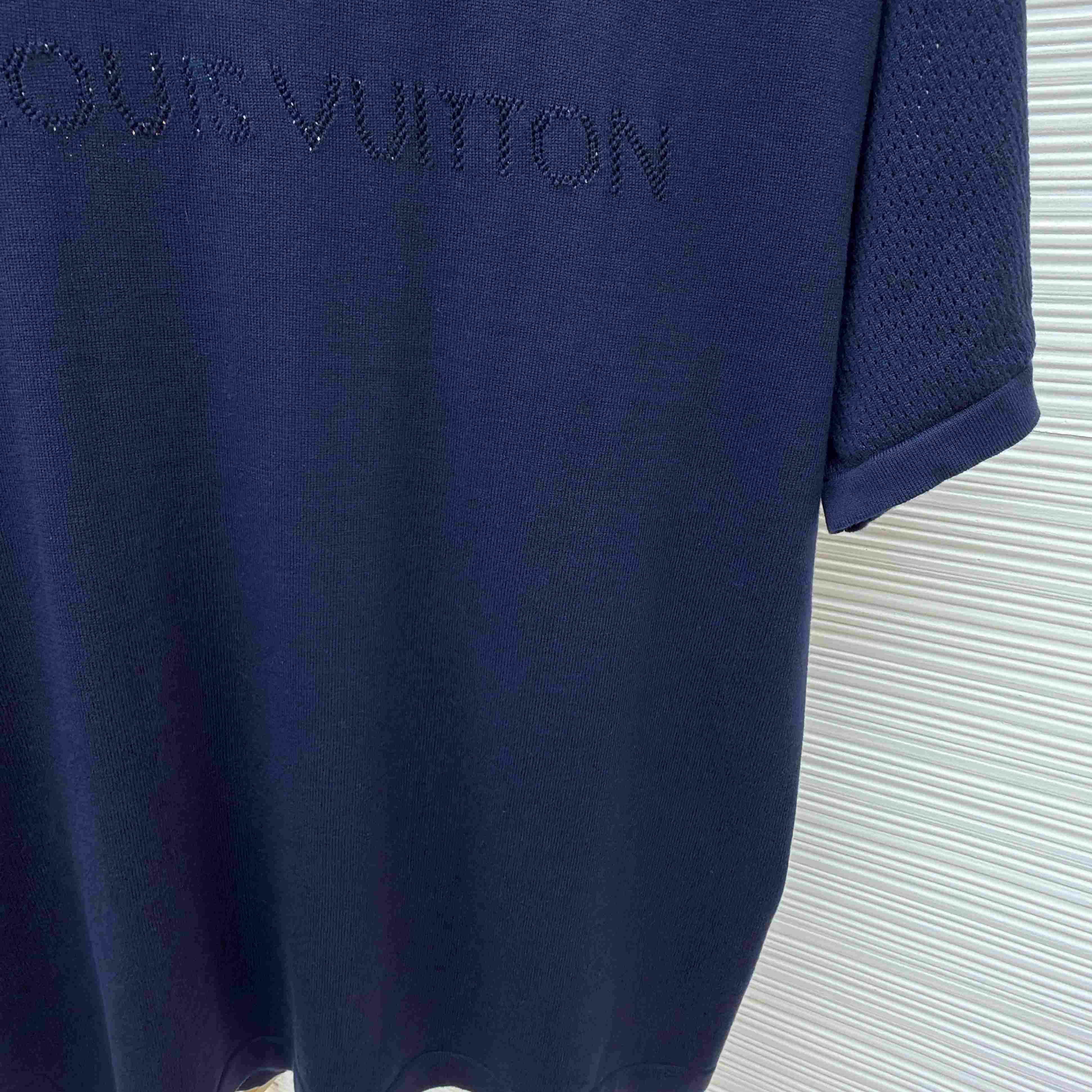Louis Vuitton Cotton-Cashmere Short-Sleeved Crewneck 1AK6XR - DopestKickz