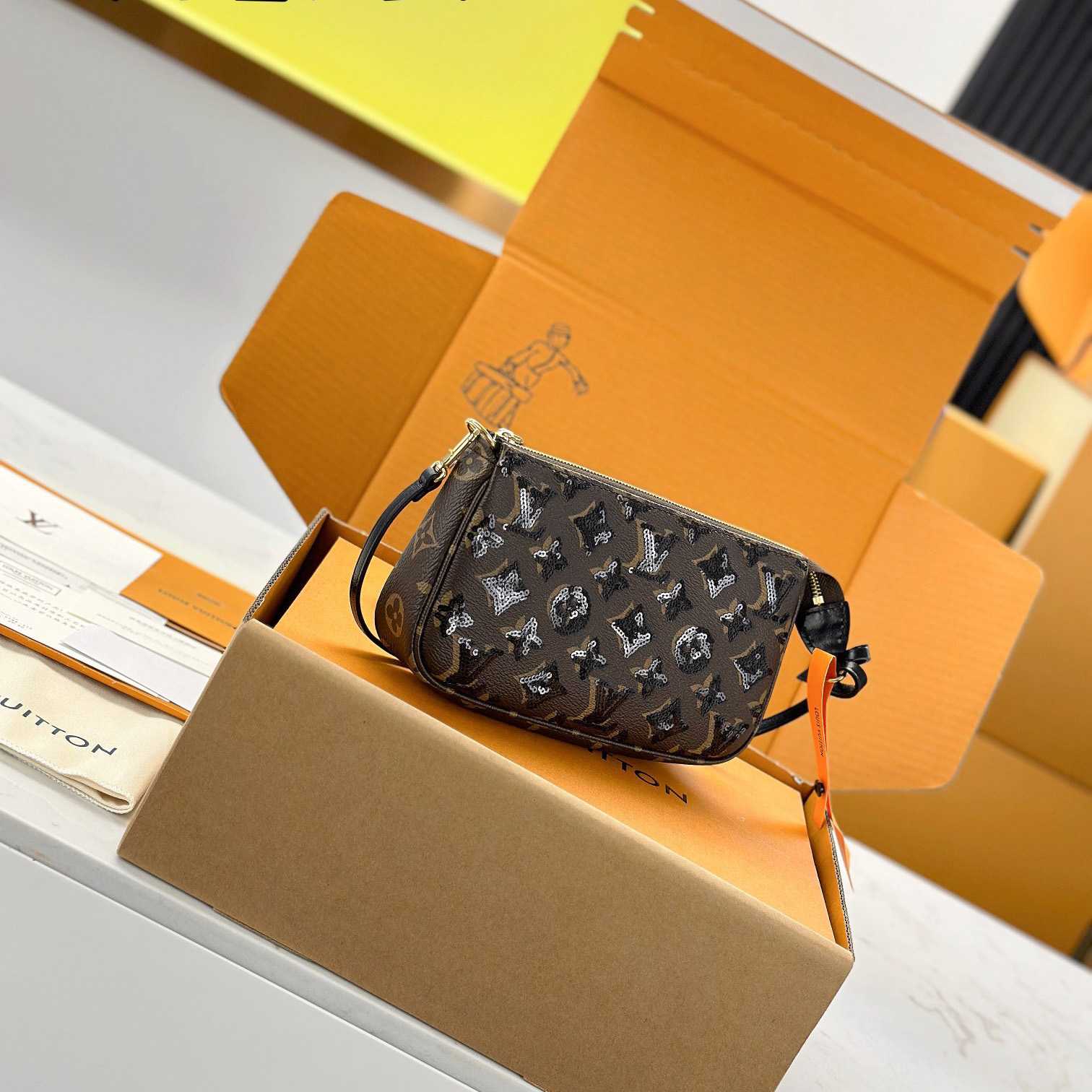 Louis Vuitton Pochette Accessoires M26473 - DopestKickz