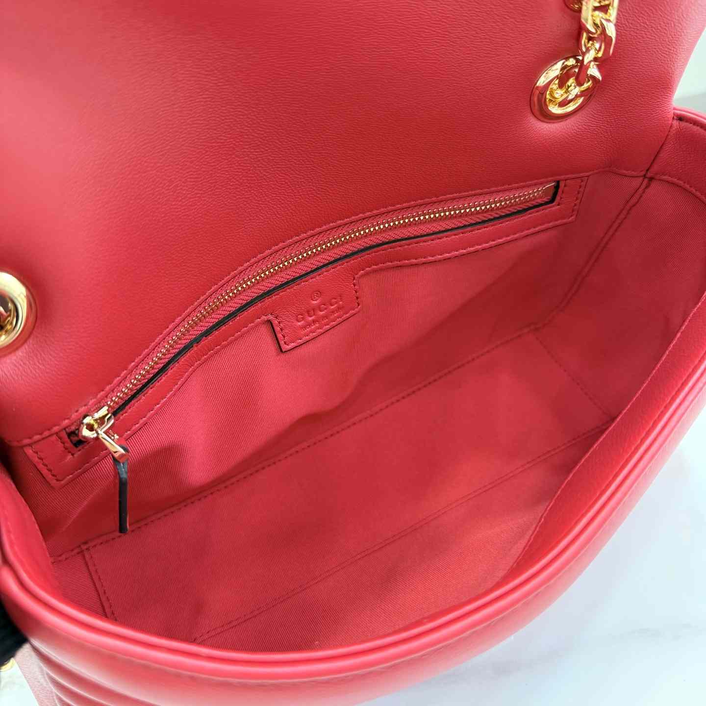 Gucci GG Marmont Medium Shoulder Bag - DopestKickz