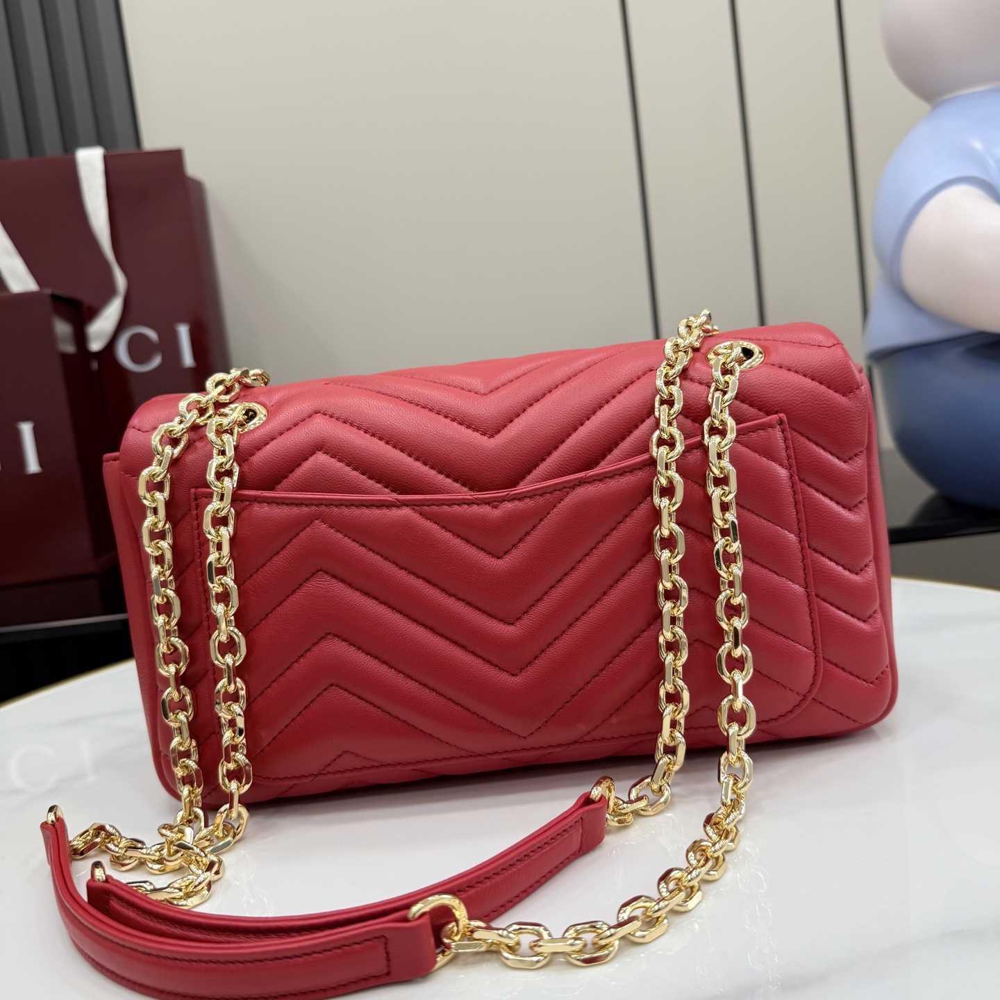 Gucci GG Marmont Medium Shoulder Bag - DopestKickz
