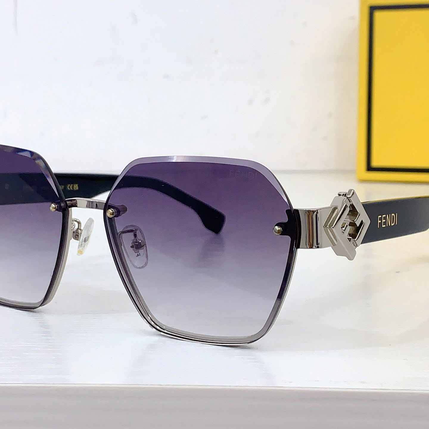 Fendi FE  40152I Sunglasses   - DopestKickz