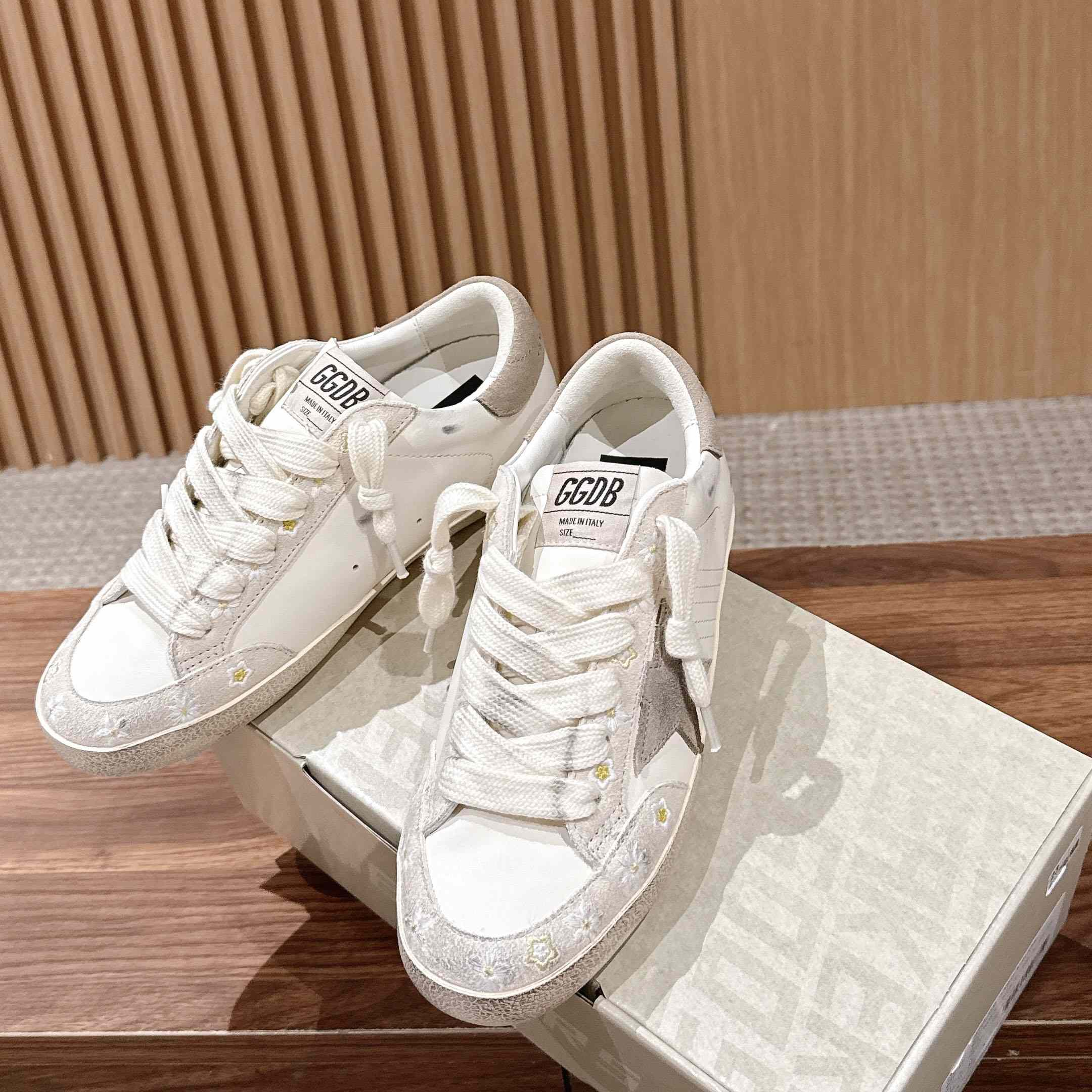 Golden Goose Super-Star Sneakers - DopestKickz
