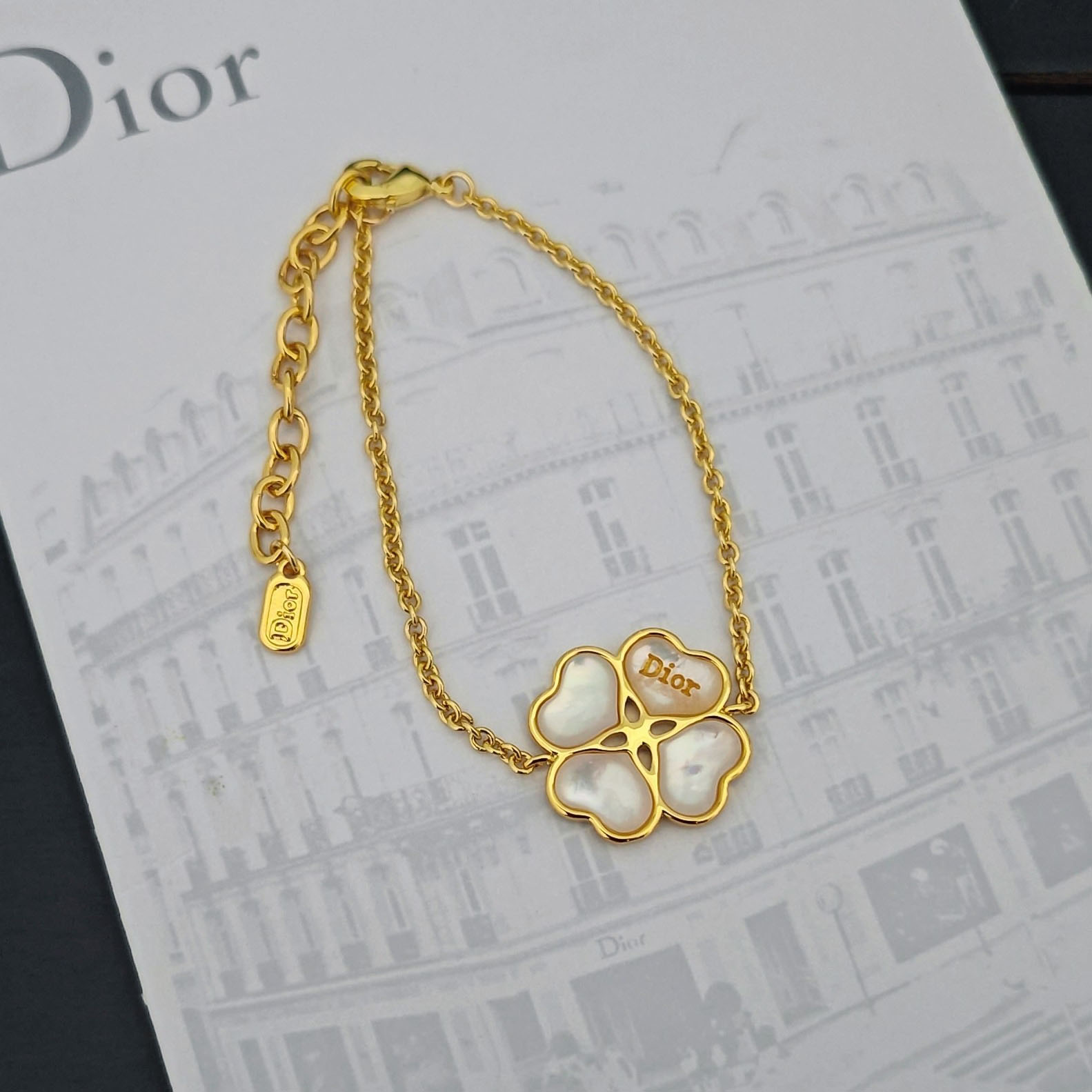 Dior Sparkling Clover Bracelet - DopestKickz