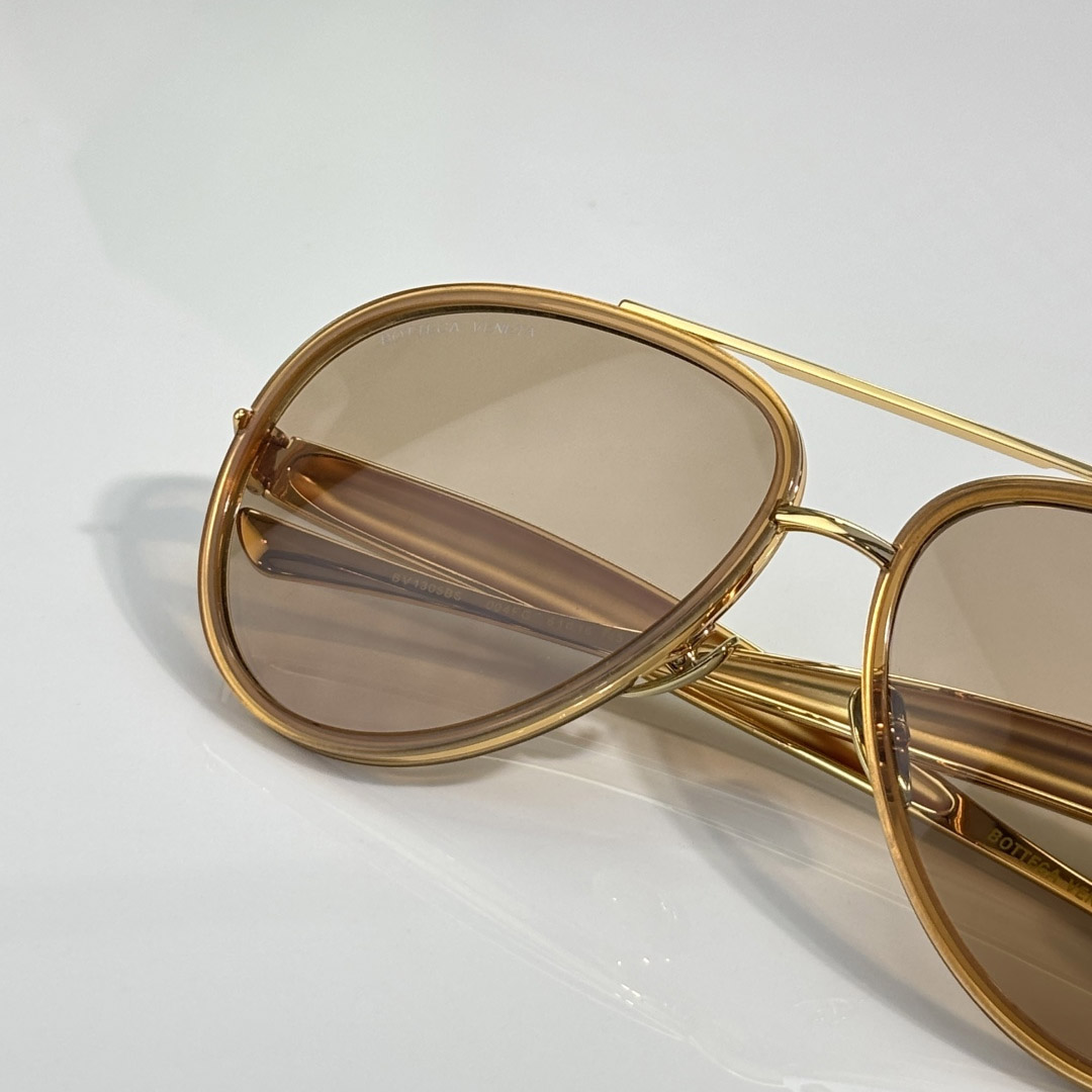 Bottega Veneta BV1305BS  Sunglasses   - DopestKickz