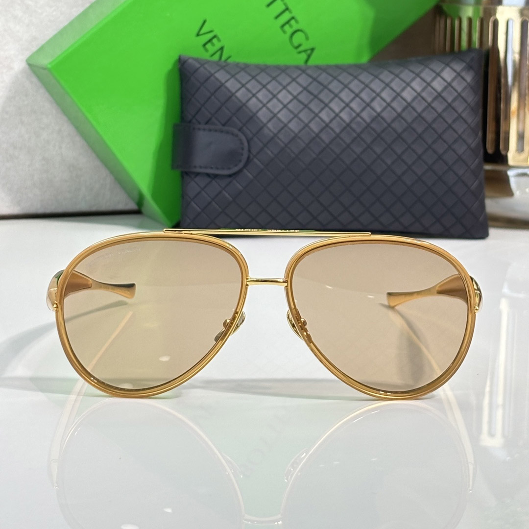 Bottega Veneta BV1305BS  Sunglasses   - DopestKickz