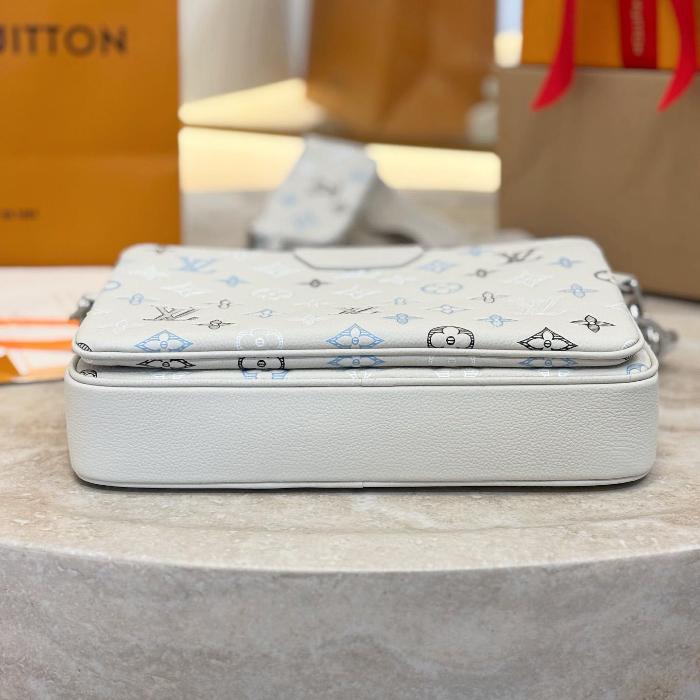 Louis Vuitton Trio Messenger M28854 - DopestKickz