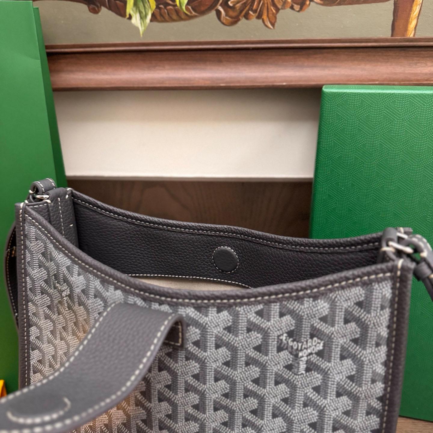 Goyard Musette Bag - DopestKickz