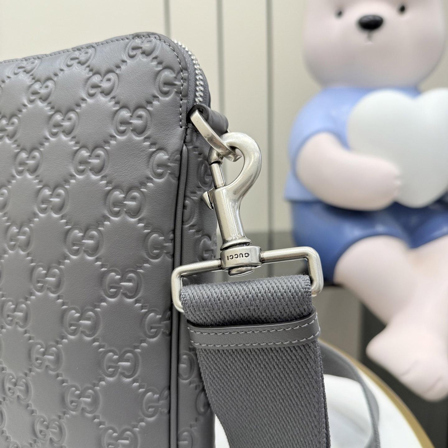Gucci GG Emblem Medium Crossbody Bag 850214 - DopestKickz
