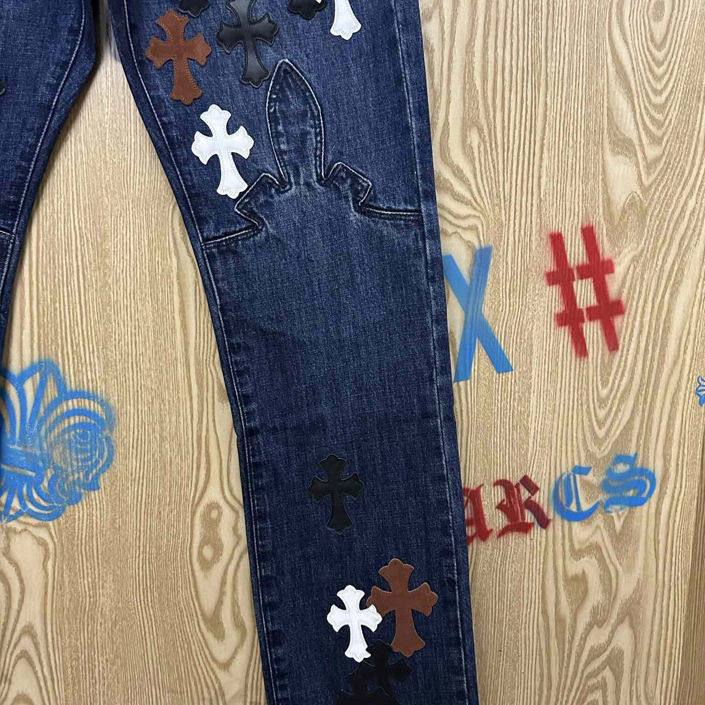 Chrome Hearts Black & White & Brown Patch Fleur Knee Jeans - DopestKickz