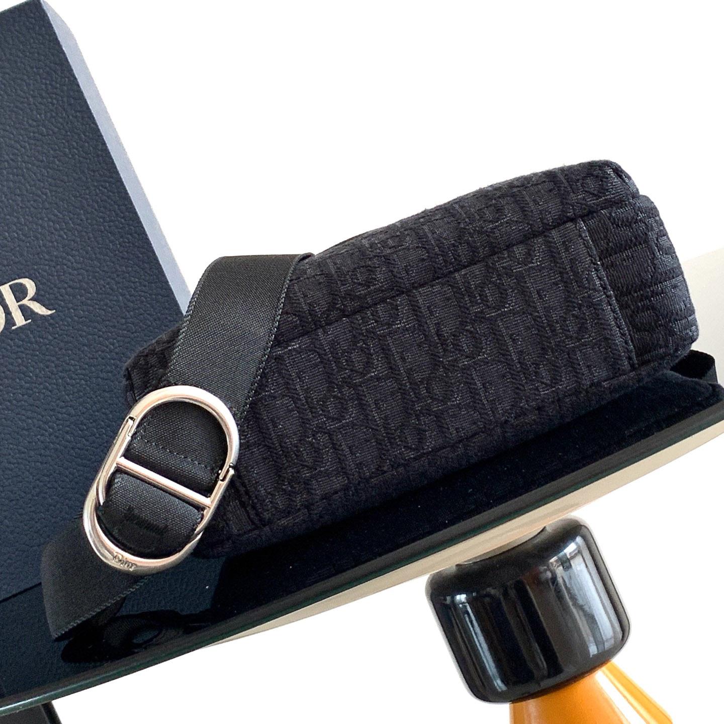 Dior Rider Zipped Messenger Bag - DopestKickz